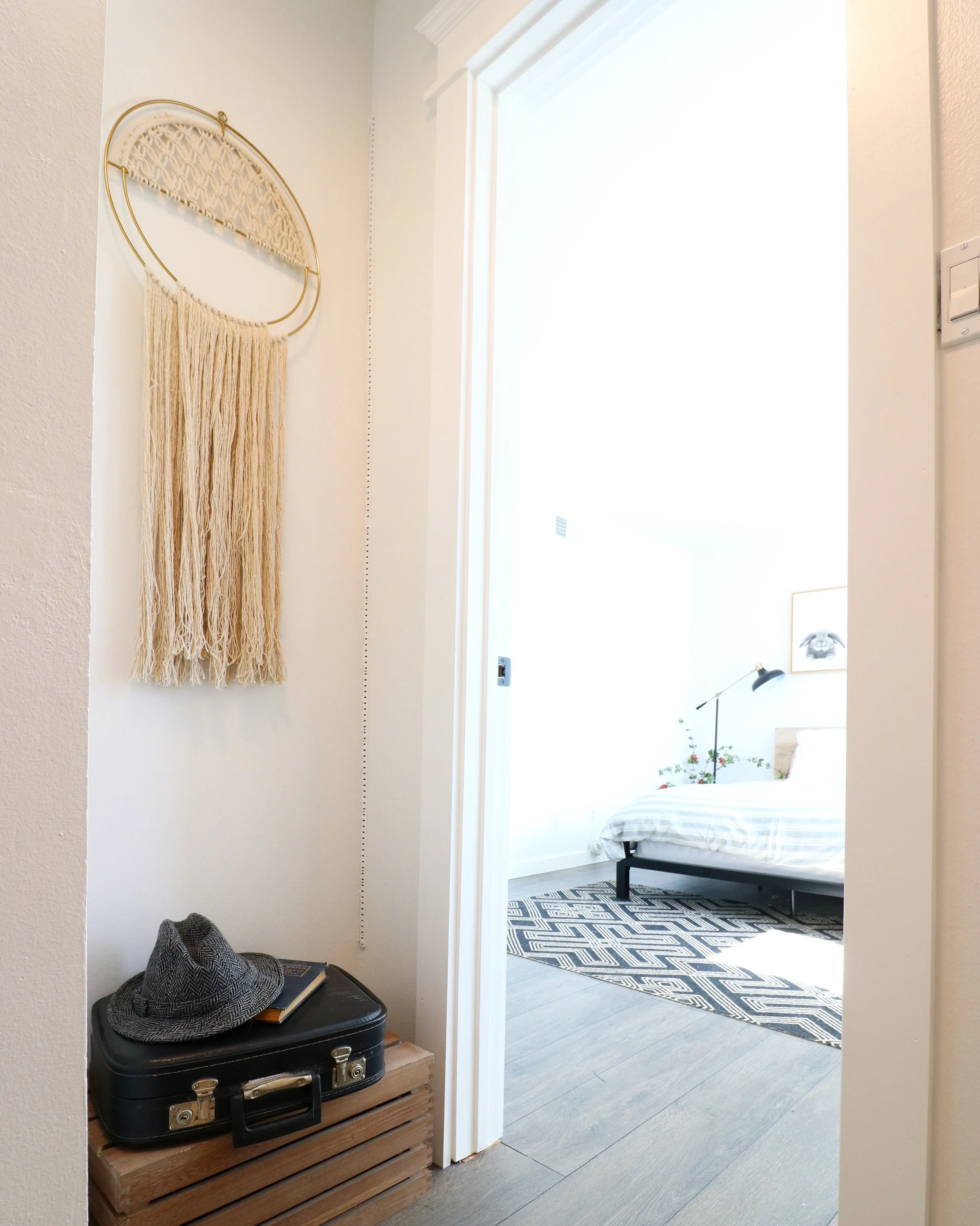 Santa Clarita For Rent - The Brick House