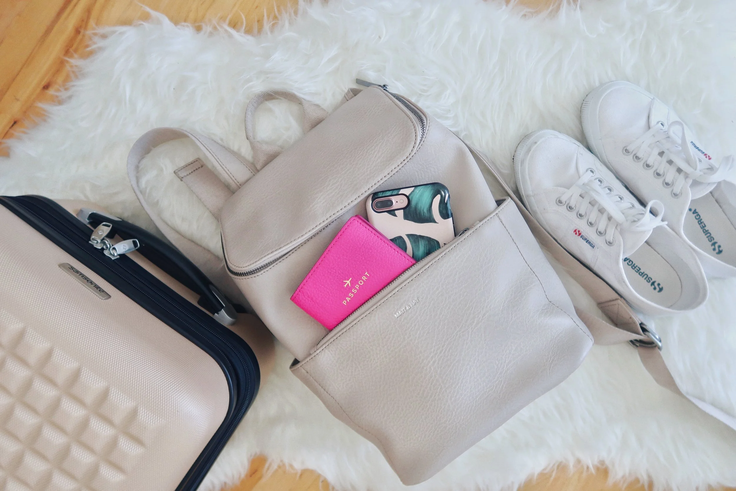 MY TOP 5 PACKING TIPS AND TRICKS