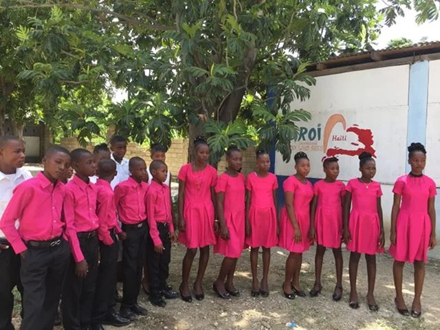 Since the school year so abruptly stopped, 6th graders did not have the chance to pass the exam that they have been preparing for the whole year but We did a Brand New Thing!
 A Surprised 6th grade Graduation!!! Exciting stuff that would not have bee