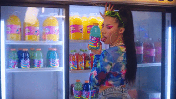 Iggy Azalea - Sip It-low (2).gif