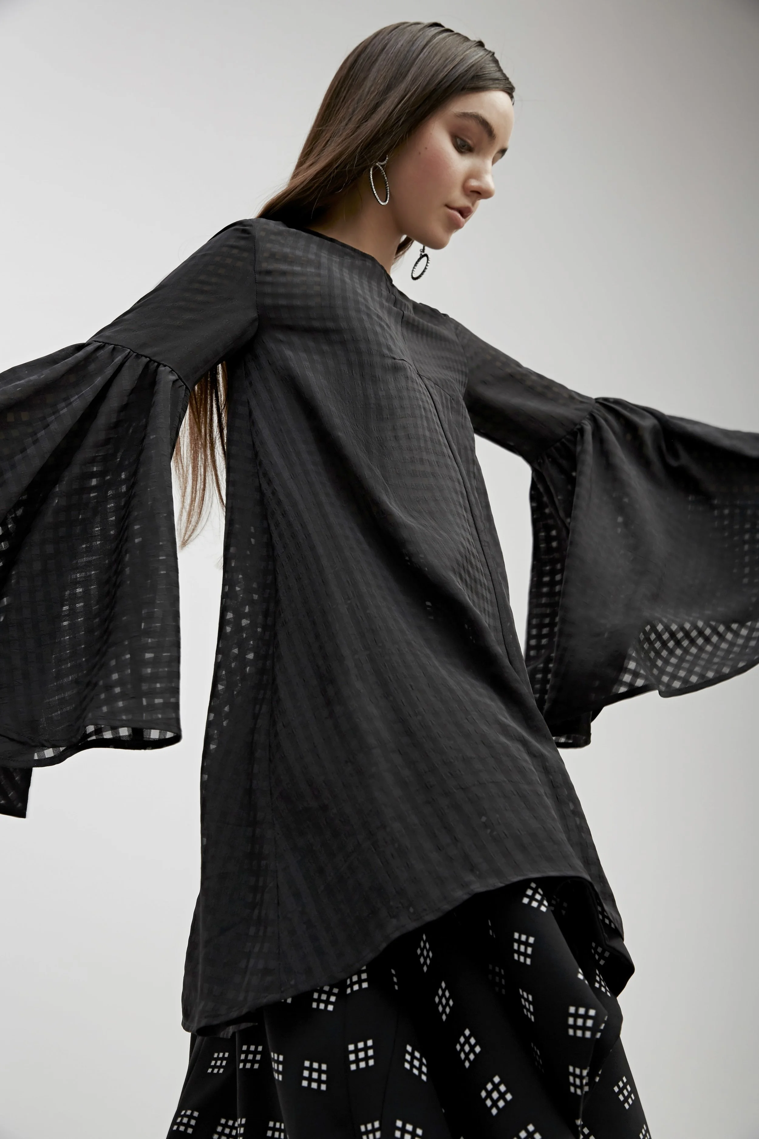 The Fifth In Theory Dress + C/MEO Spelt Out Print Skirt