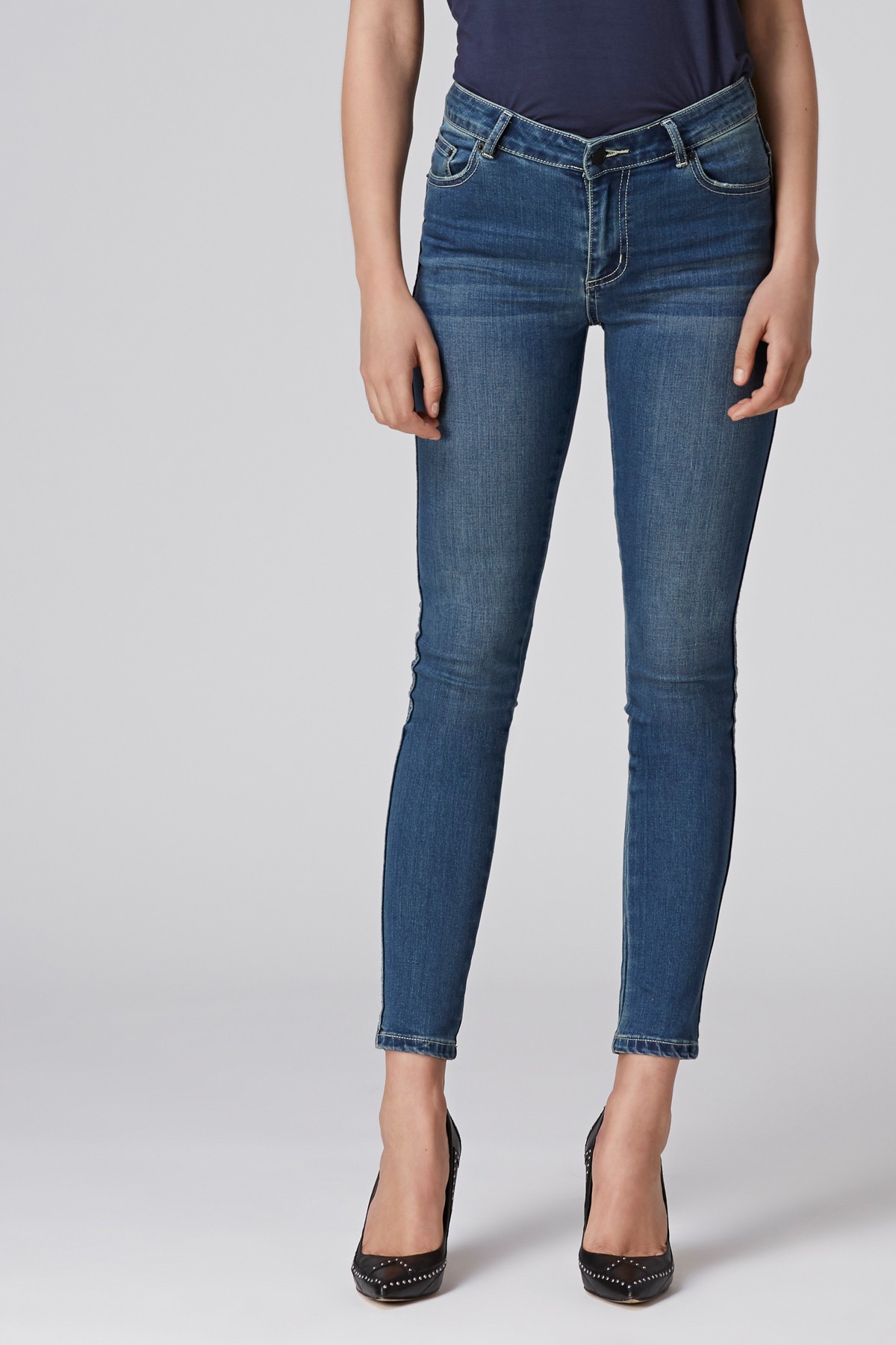 The Fifth Denim Mojo Jean.