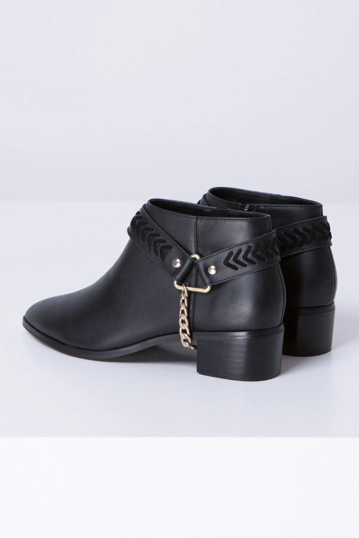 harness_boot_blk_2-18.jpg