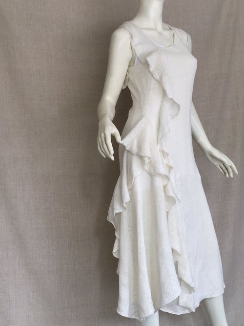 Moda en lino - natural y elegante; telas de primera calidad, lienzos para arte. En nuestras boutiques encontrará atención personalizada, ropa para ocasiones especiales, guayaberas, vestidos para fiestas, trajes para bodas y Moda en lino - natural y elegante; telas de primera calidad, lienzos para arte. En nuestras boutiques encontrará atención personalizada, ropa para ocasiones especiales, guayaberas, vestidos para fiestas, trajes para bodas y