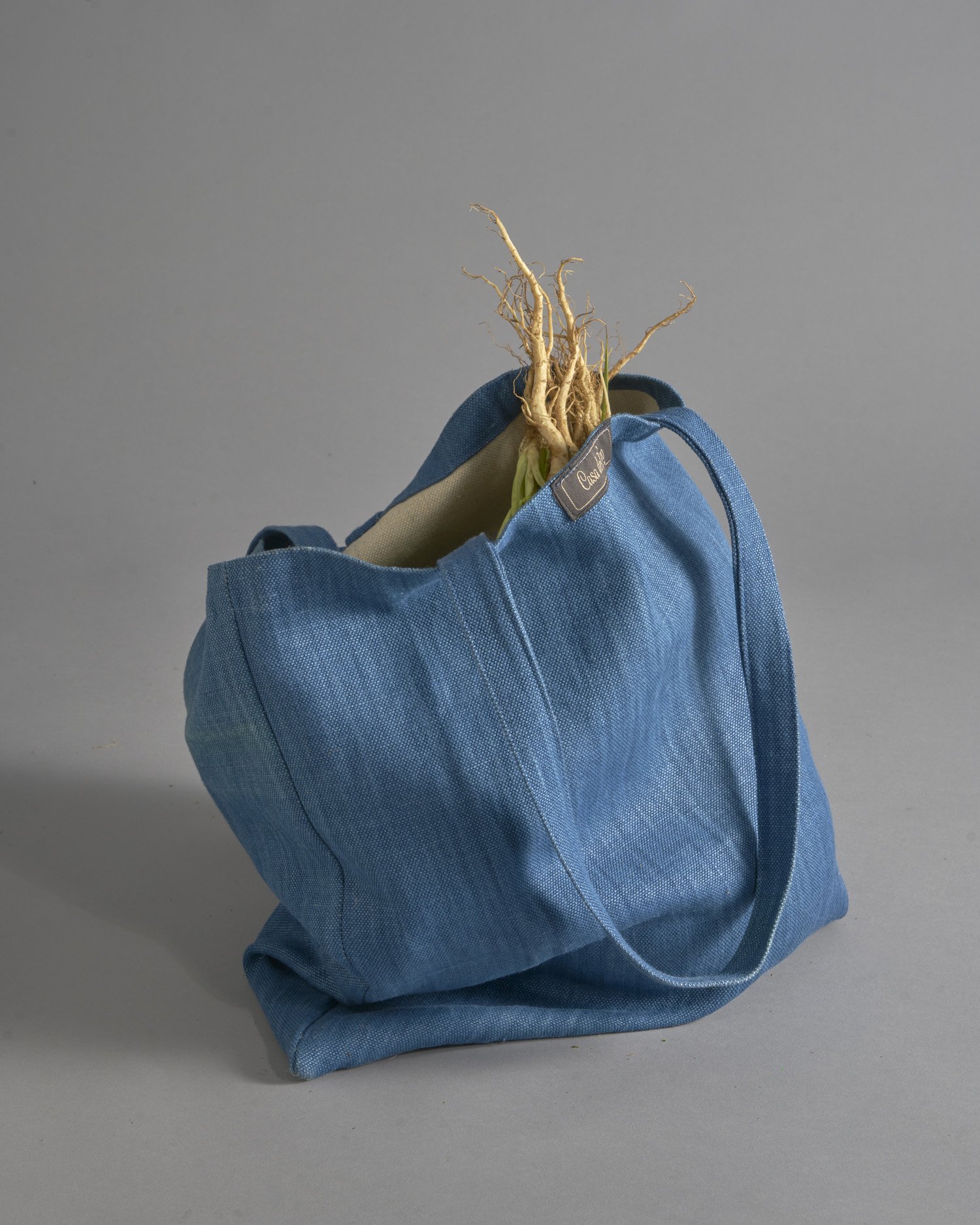 025TOTEBAG webs.jpg