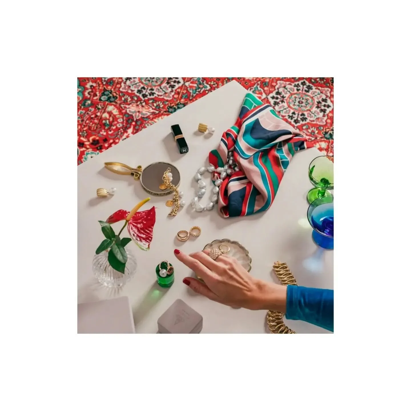 Set design for Atelier Torbj&ouml;rn&nbsp;Tillander&nbsp;💎

Art Direction Mya Rydman
Photography Fanny Haga
Lights Maria H&auml;stbacka
Set Design Juuli Hakkarainen
Wardrobe Meri Milash
MUAH Aino Heini&ouml;
Producer Jonna Yletyinen