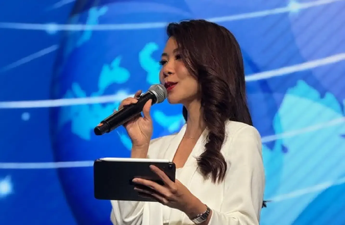 Juliana Emcee  (4).webp