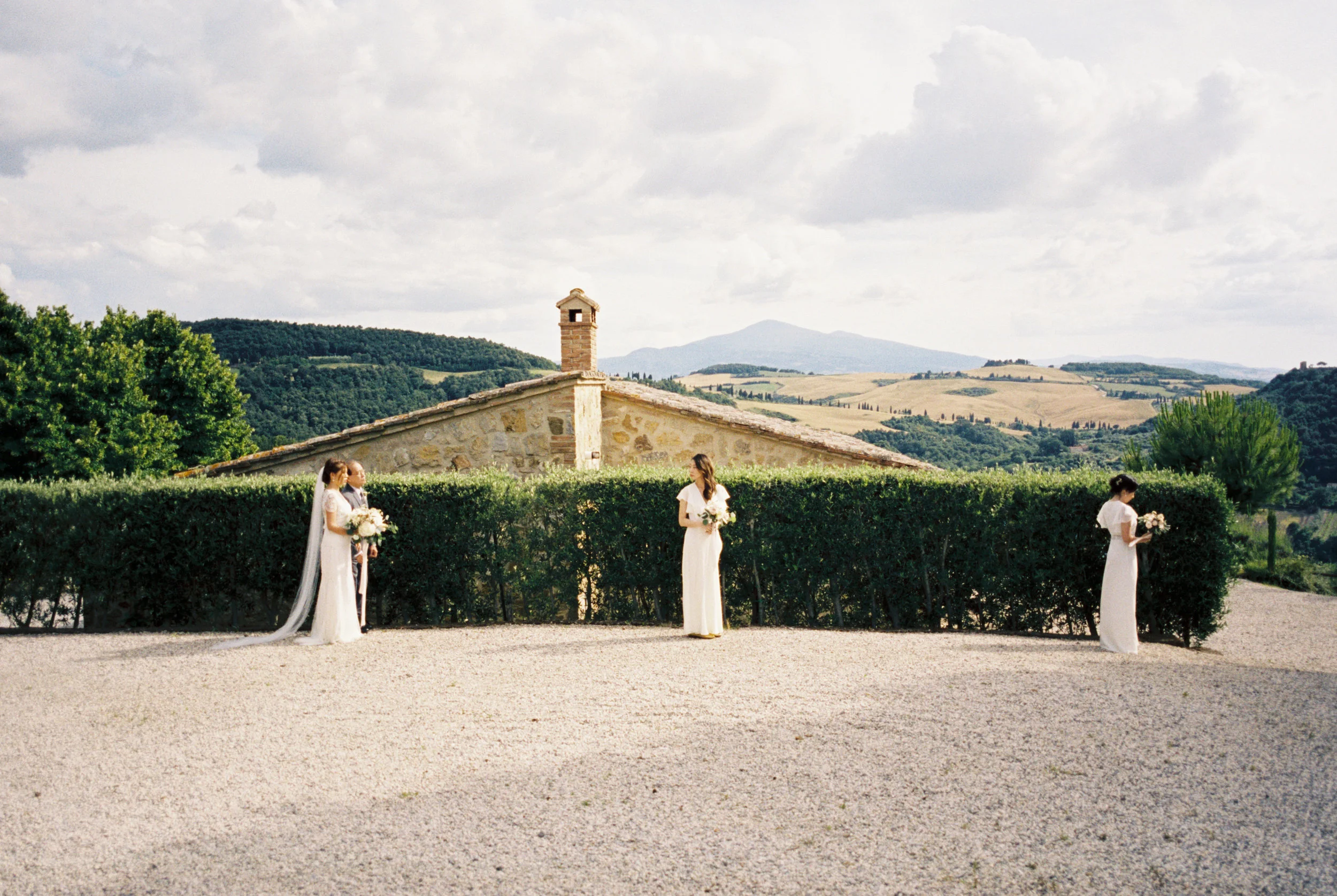 shirleen-jason-tuscany-italy-destination-wedding-14.jpg