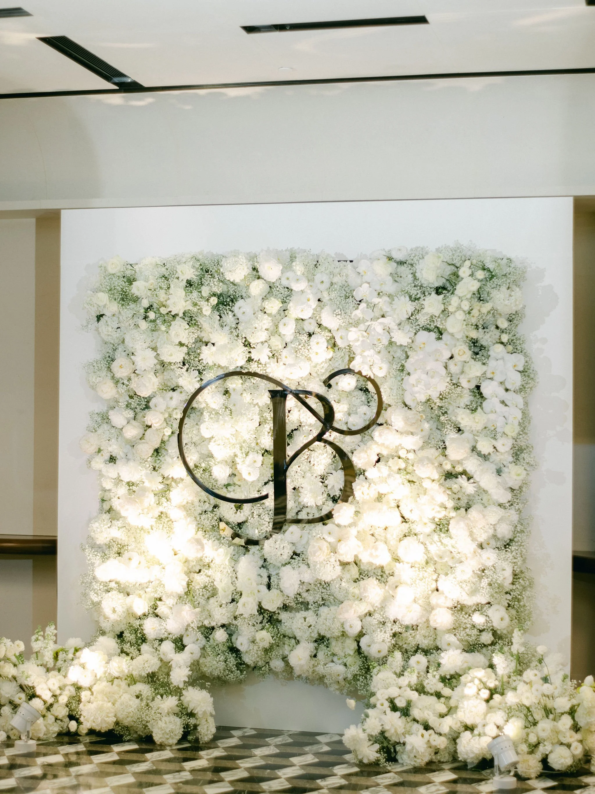 bernice-jeffrey-garden-suite-peninsula-pavilion-rosewood-hong-kong-wedding-31.jpg
