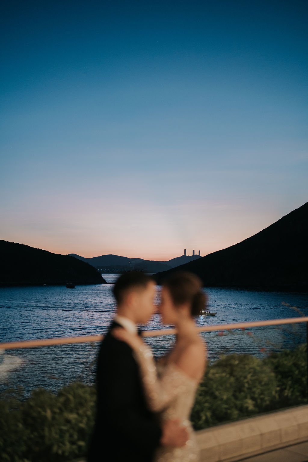 melissa-fredrick-the-fullerton-ocean-park-hotel-hong-kong-wedding-25.jpg