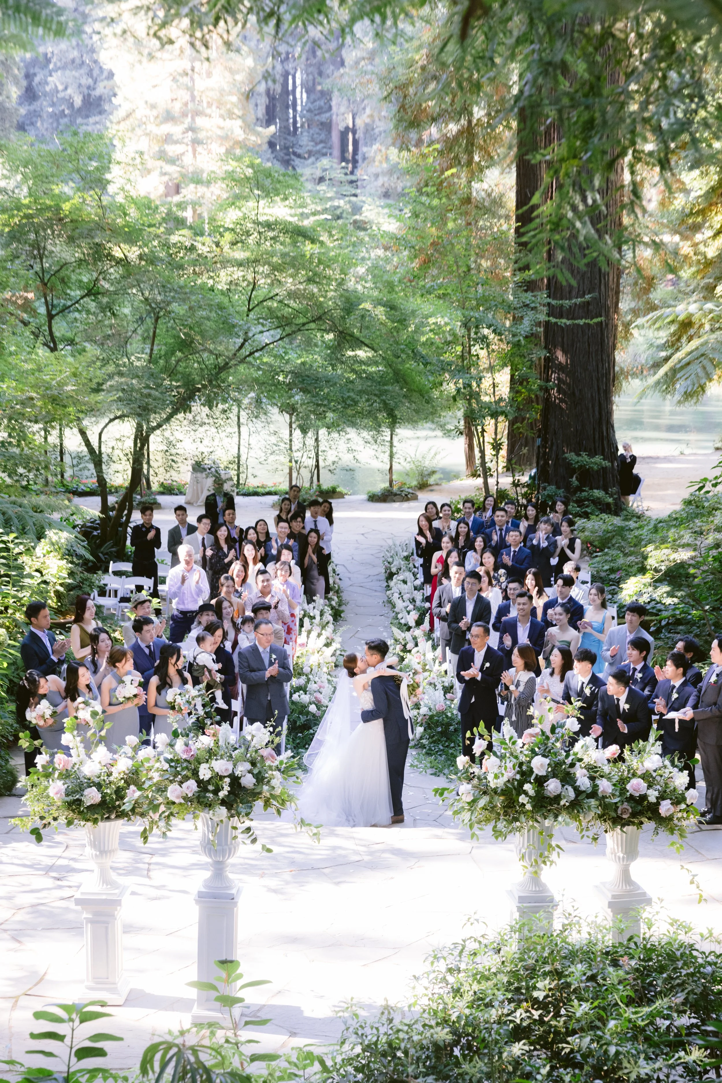  Iris &amp; Errol - Nestldown, United States 