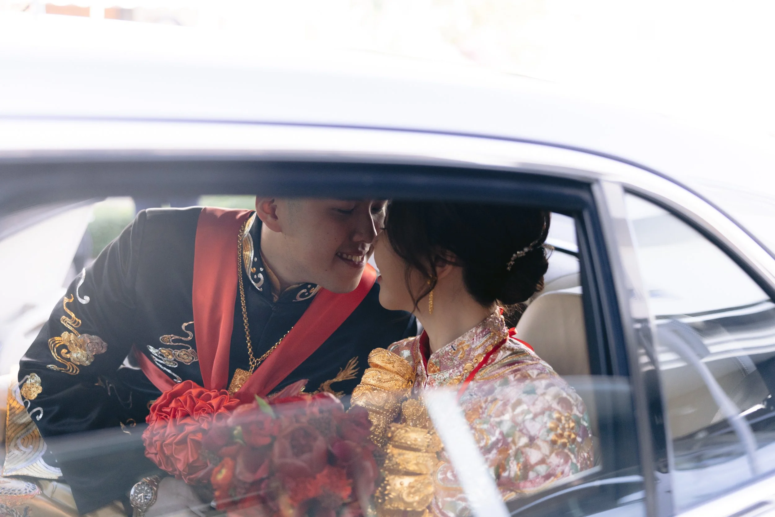 erica-michael-grand ballroom-rosewood-wedding-hong-kong-7.jpeg