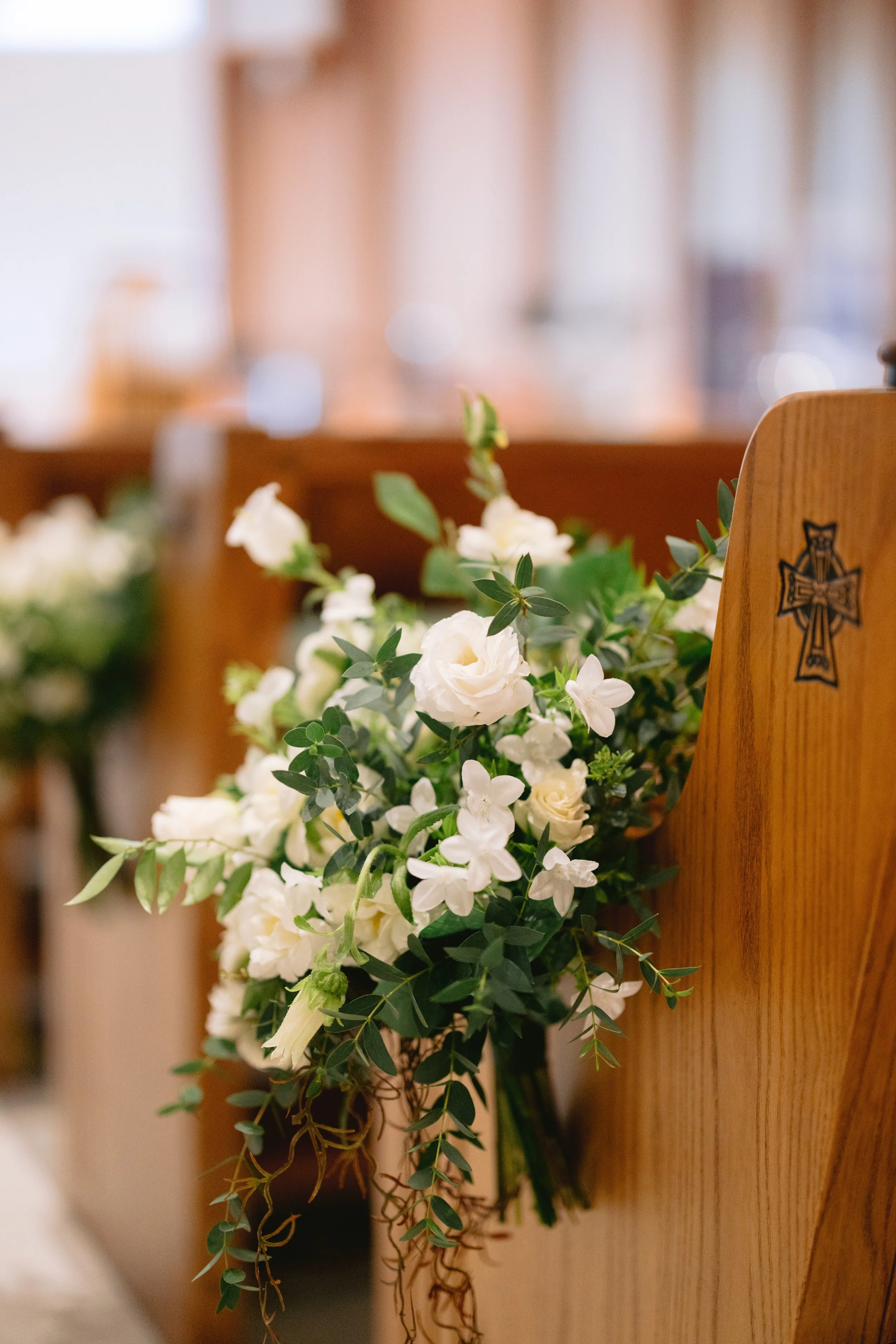 erica-michael-grand ballroom-rosewood-wedding-hong-kong-19.jpeg