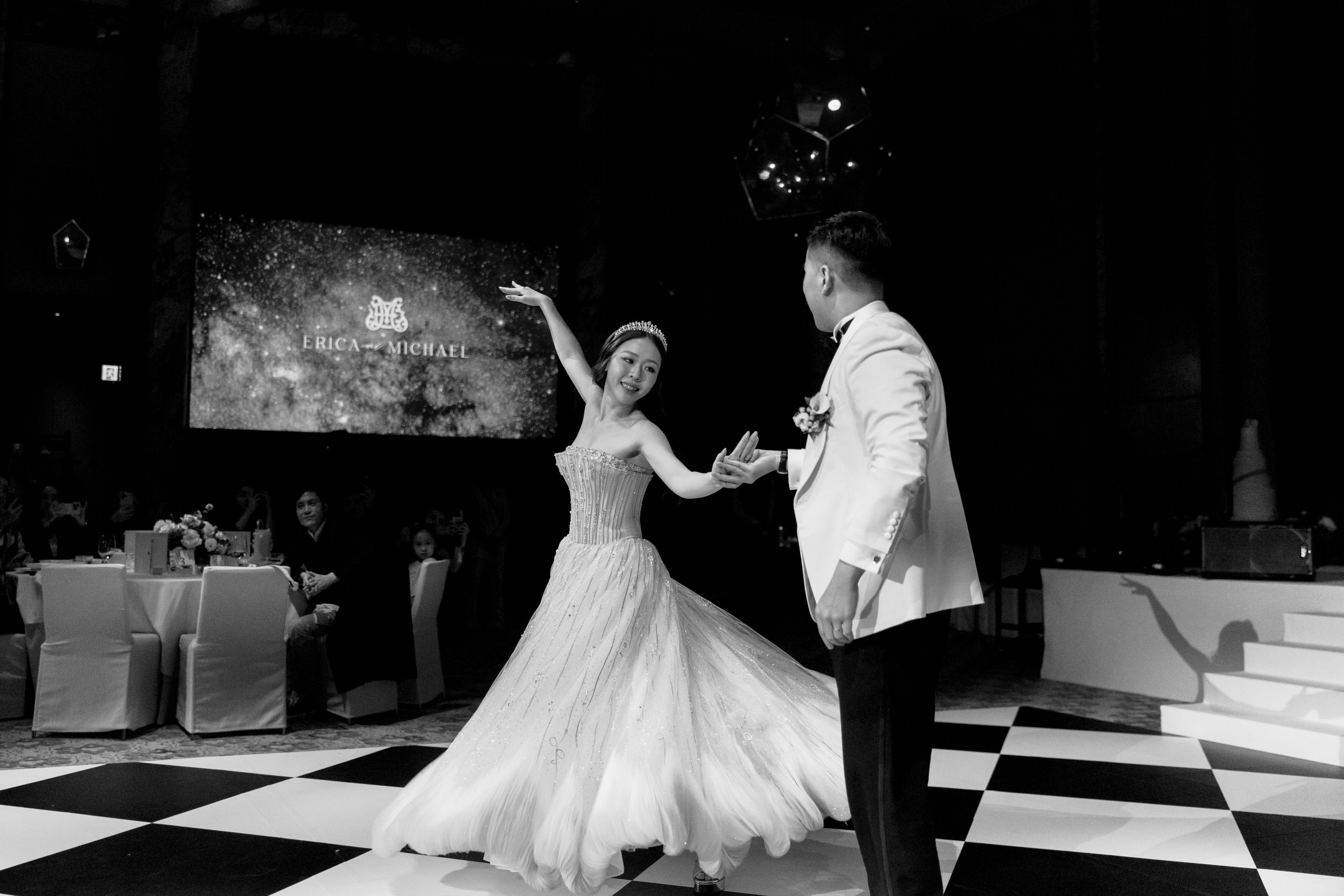 erica-michael-grand ballroom-rosewood-wedding-hong-kong-24.jpg
