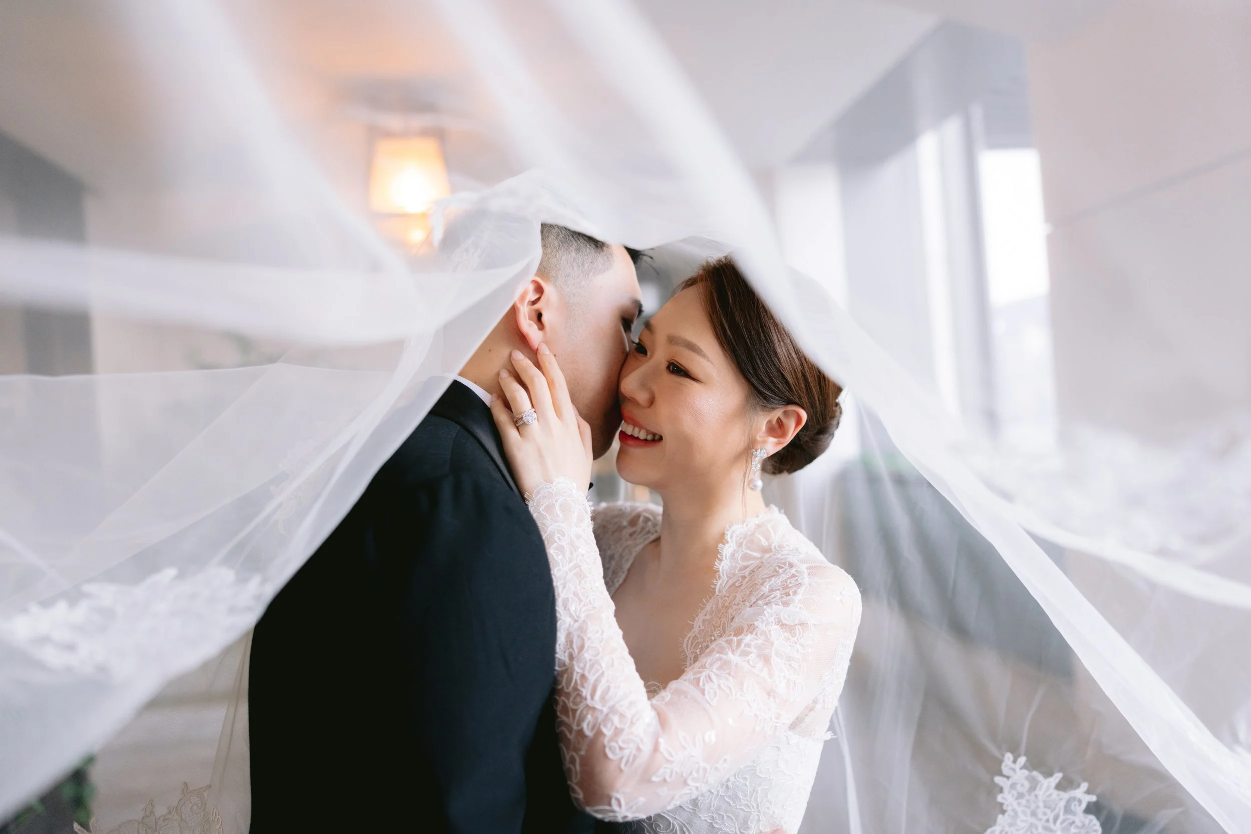 erica-michael-grand ballroom-rosewood-wedding-hong-kong-26.jpeg