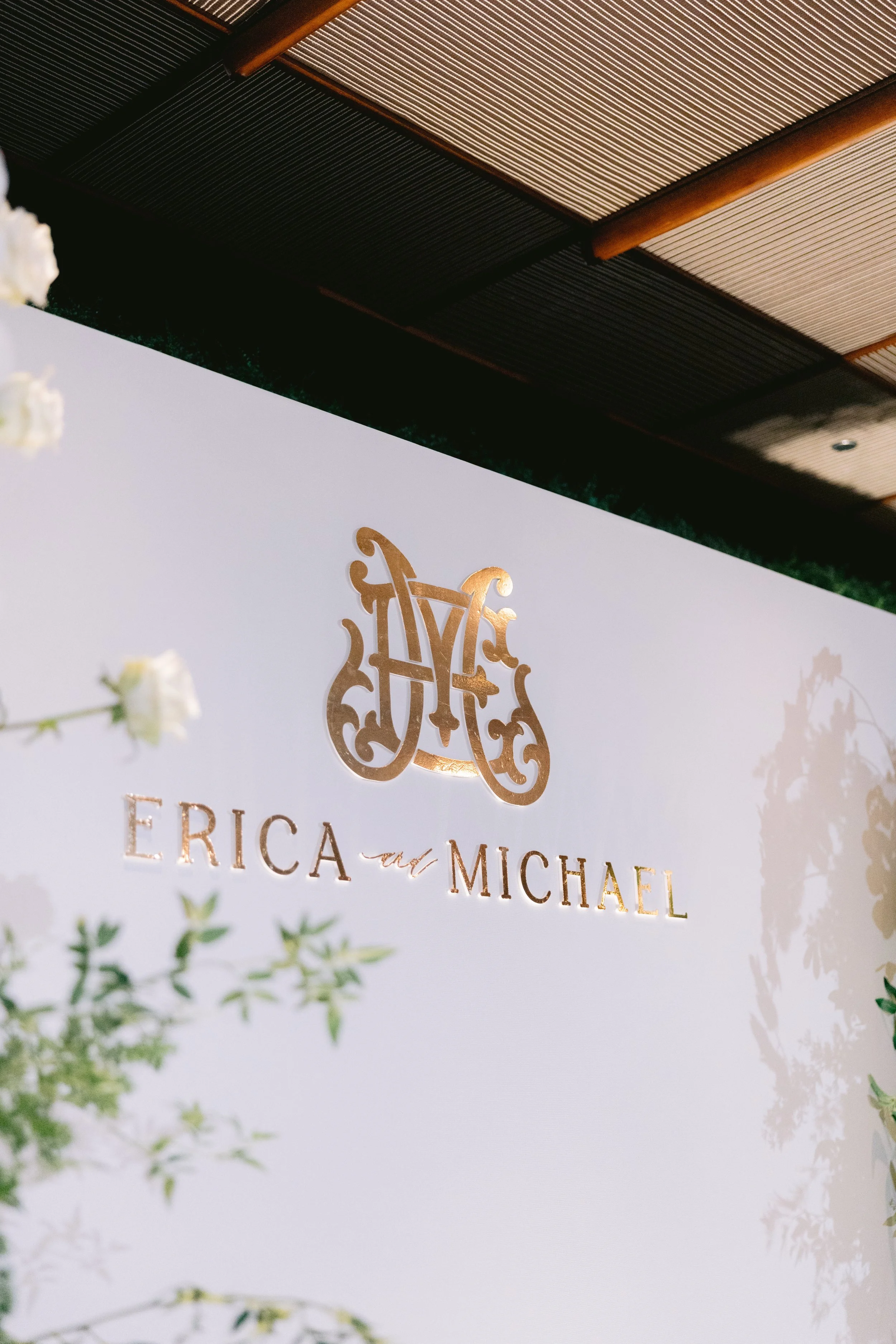 erica-michael-grand ballroom-rosewood-wedding-hong-kong-30.jpeg