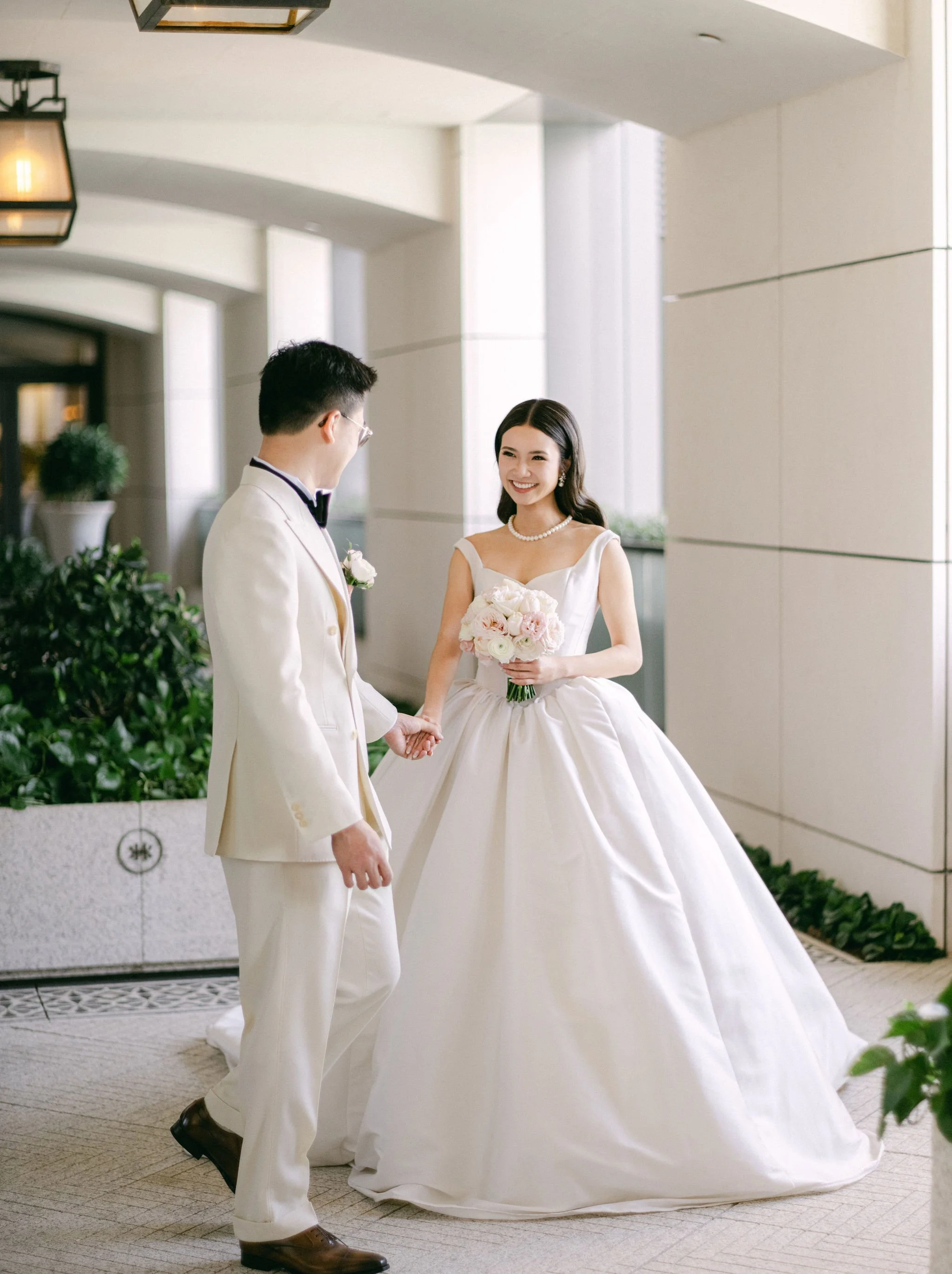nikki-peter-grand-ballroom-rosewood-hong-kong-wedding-10.jpg
