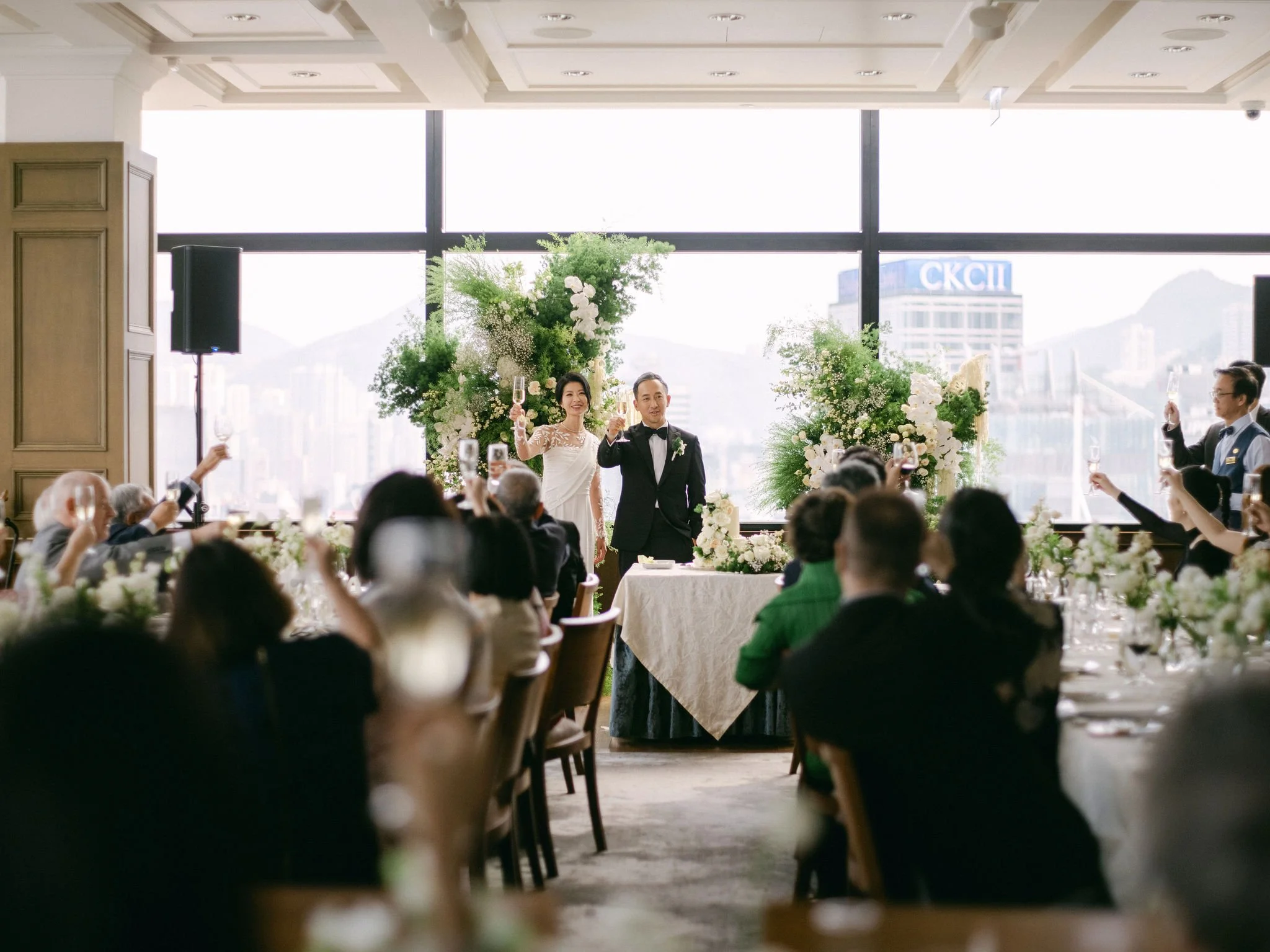sharon-andrew-american-club-hong-kong-town-club-wedding-hong-kong-19.jpg