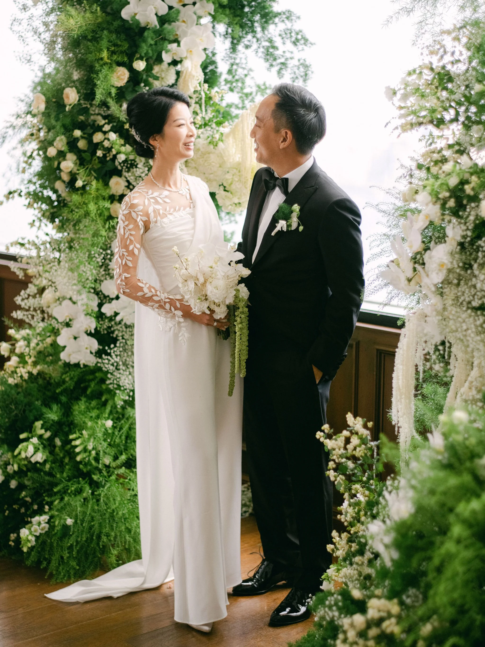 sharon-andrew-american-club-hong-kong-town-club-wedding-hong-kong-20.jpg