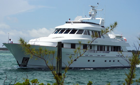 LENGTH: 124 ft. TYPE: Power CLEARING HOUSE: Neptune Group Yachting WEB SITE : www.nicholsonyachts.com