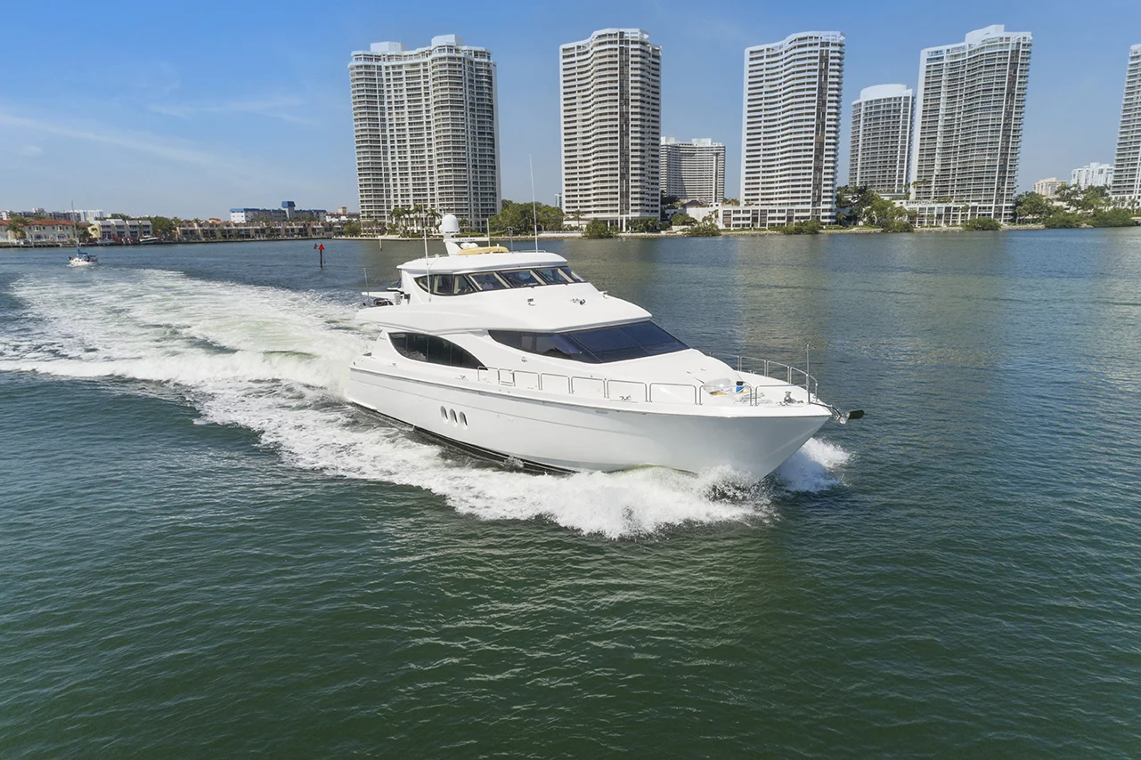 Pneuma Yacht Drone_008.jpg