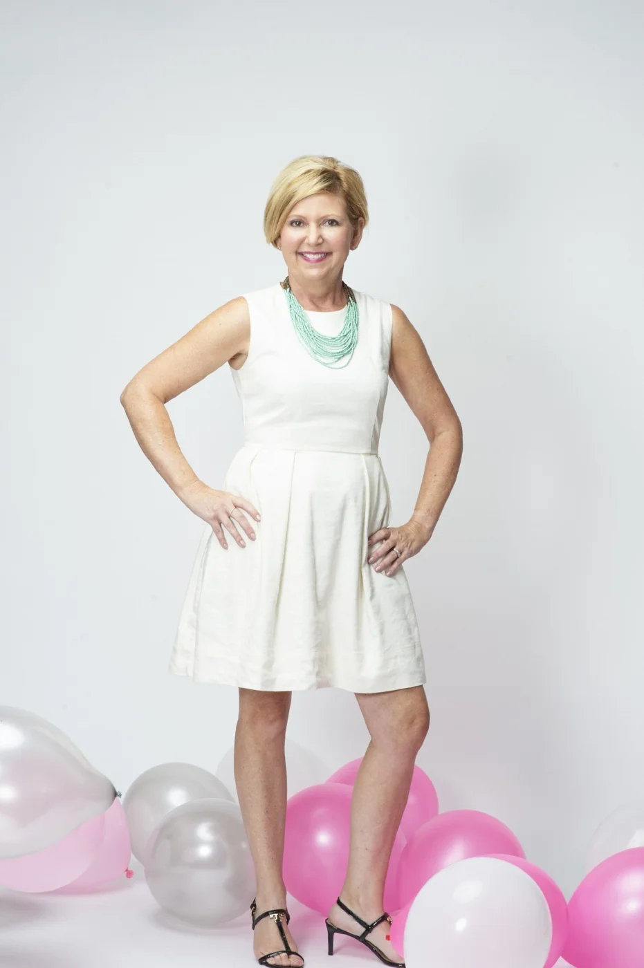 Suzanne for Charlotte Real Producers October Cover Photo