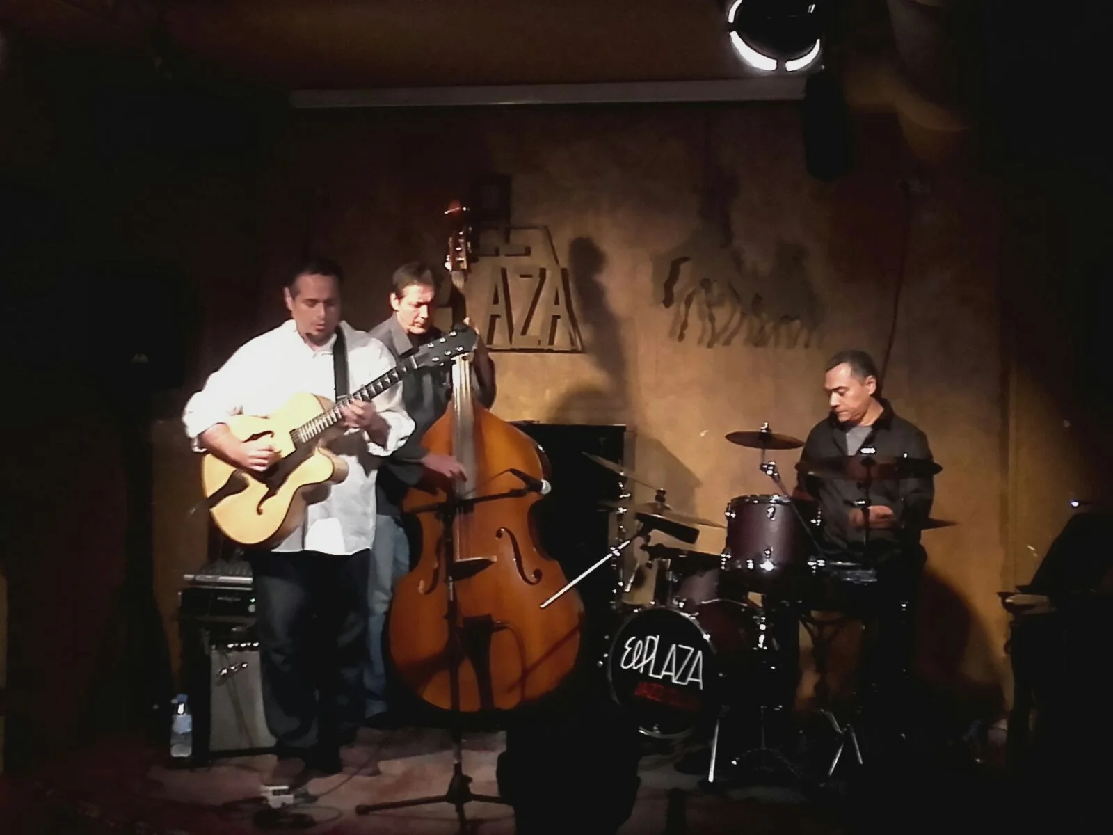 Pedro Barboza Trío - El Plaza Jazz Club