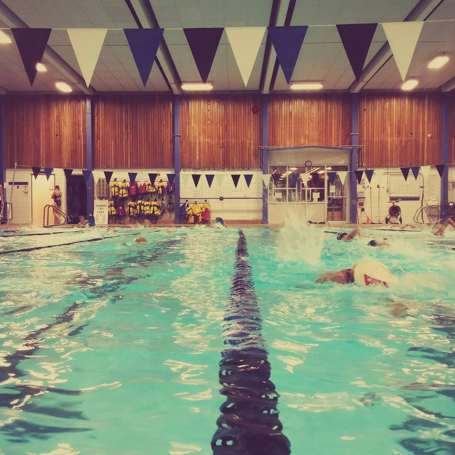 Early mornings are made for coaching poolside.