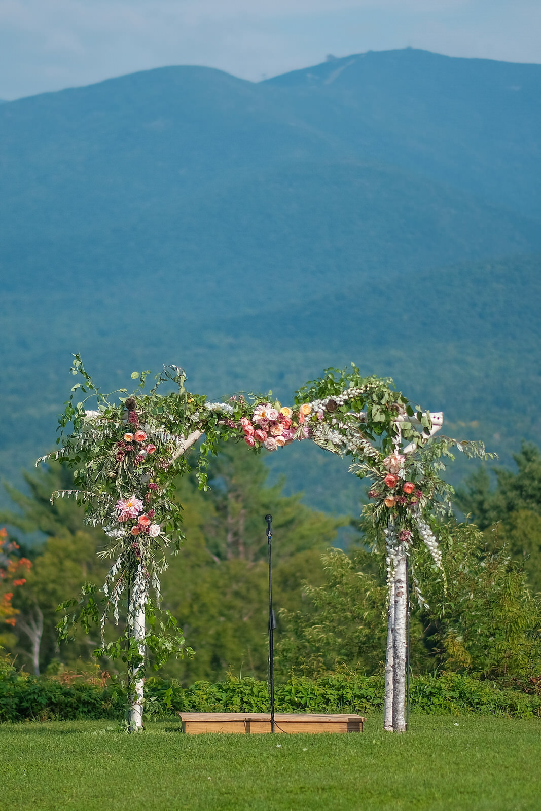 Toad-Hill-Farm-Candid-wedding-photography-278.jpg