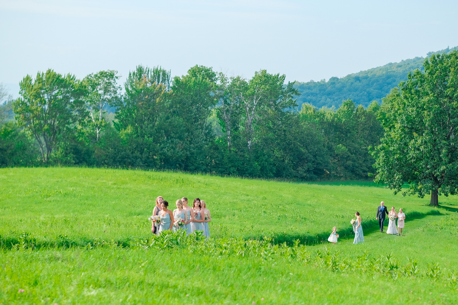 Toad-Hill-Farm-Candid-wedding-photography-303.jpg