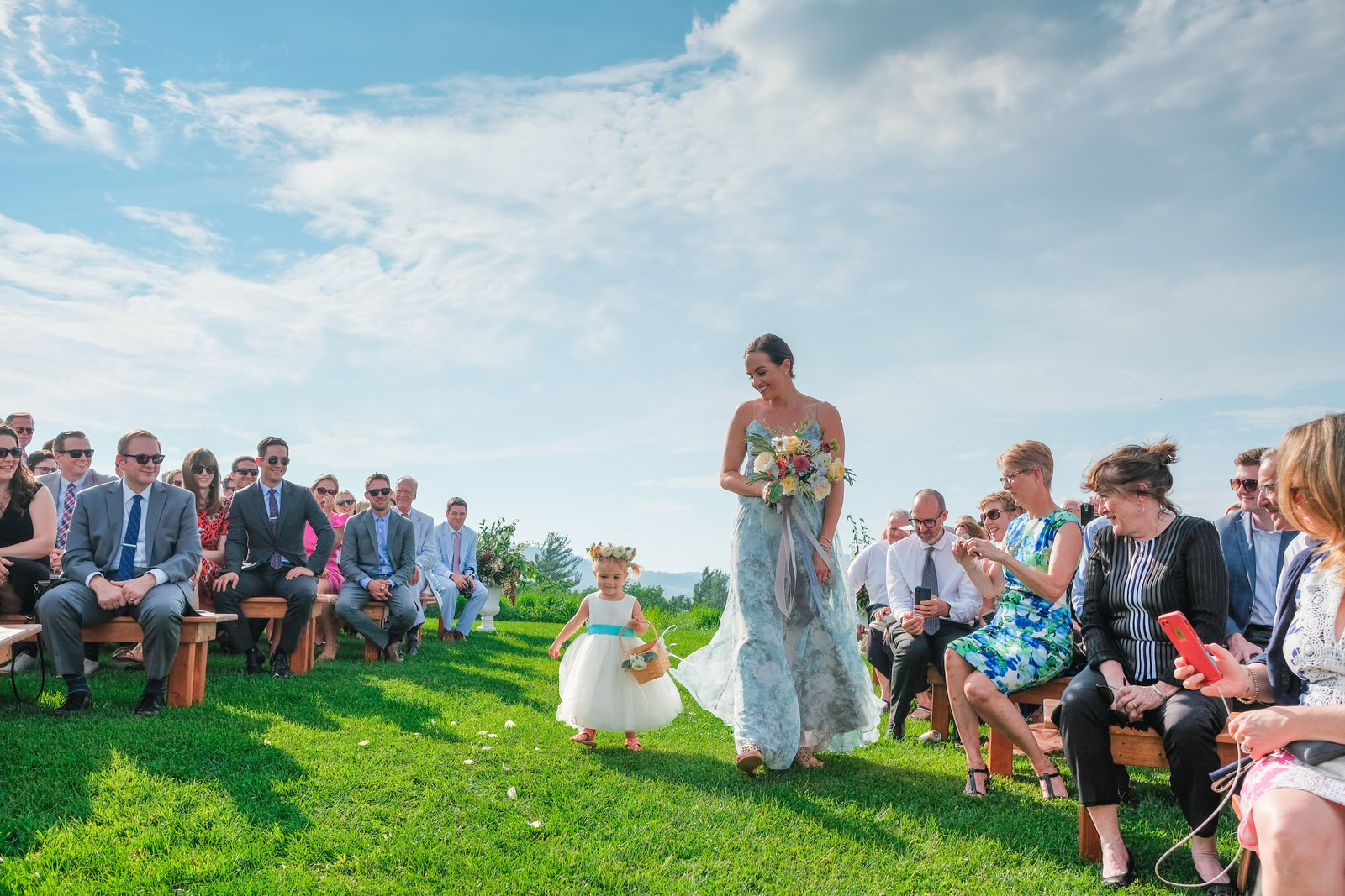 Toad-Hill-Farm-Candid-wedding-photography-340.jpg