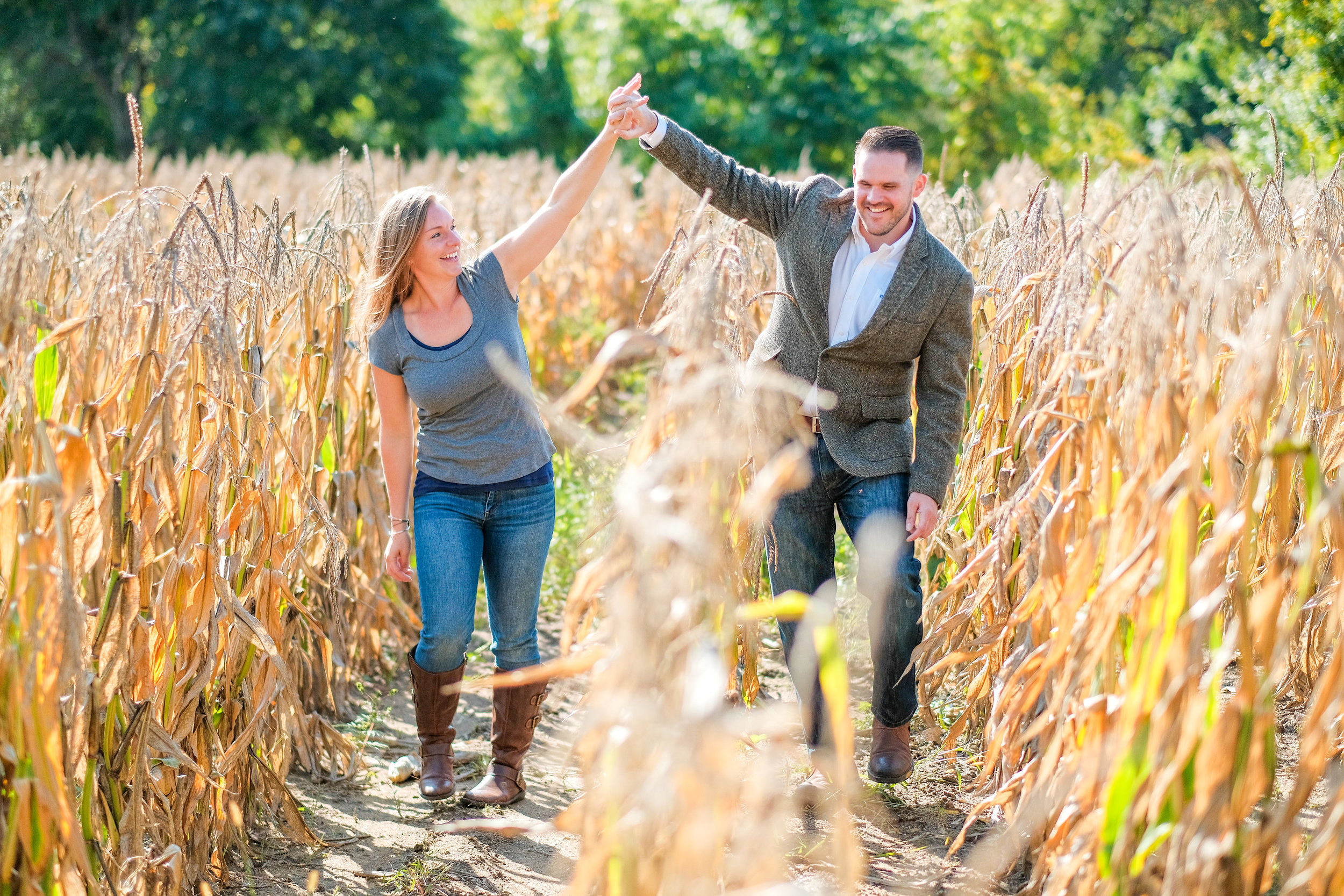 Barn-at-Bradstreet-Farm-engagement-photos-8.jpg