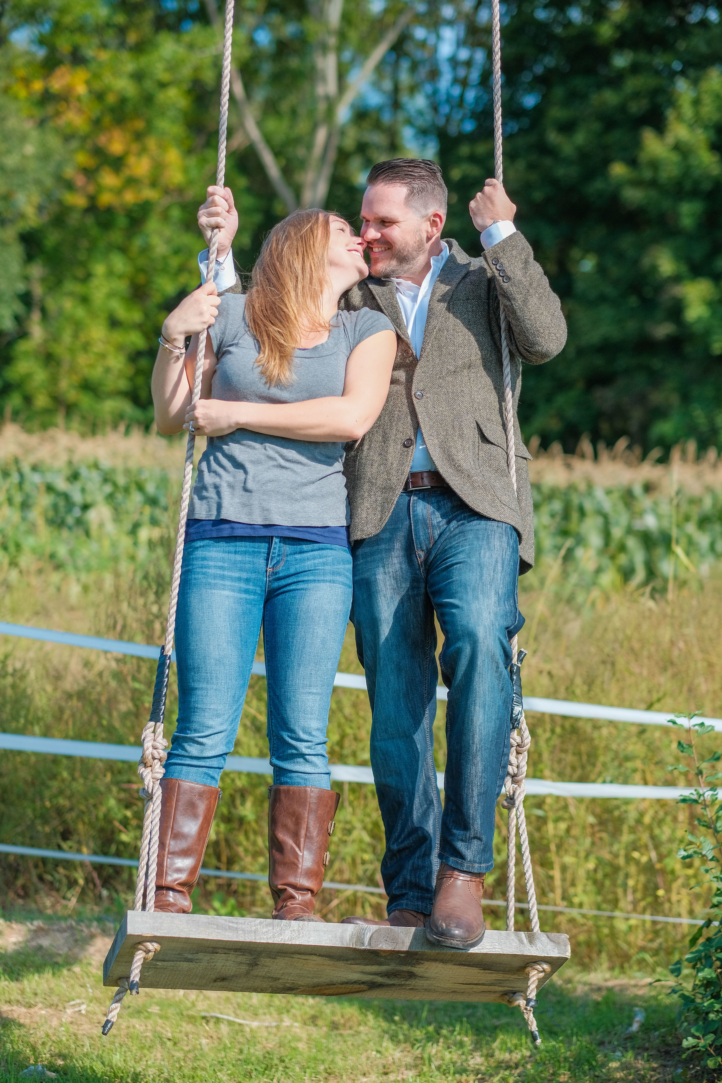 Barn-at-Bradstreet-Farm-engagement-photos-9.jpg