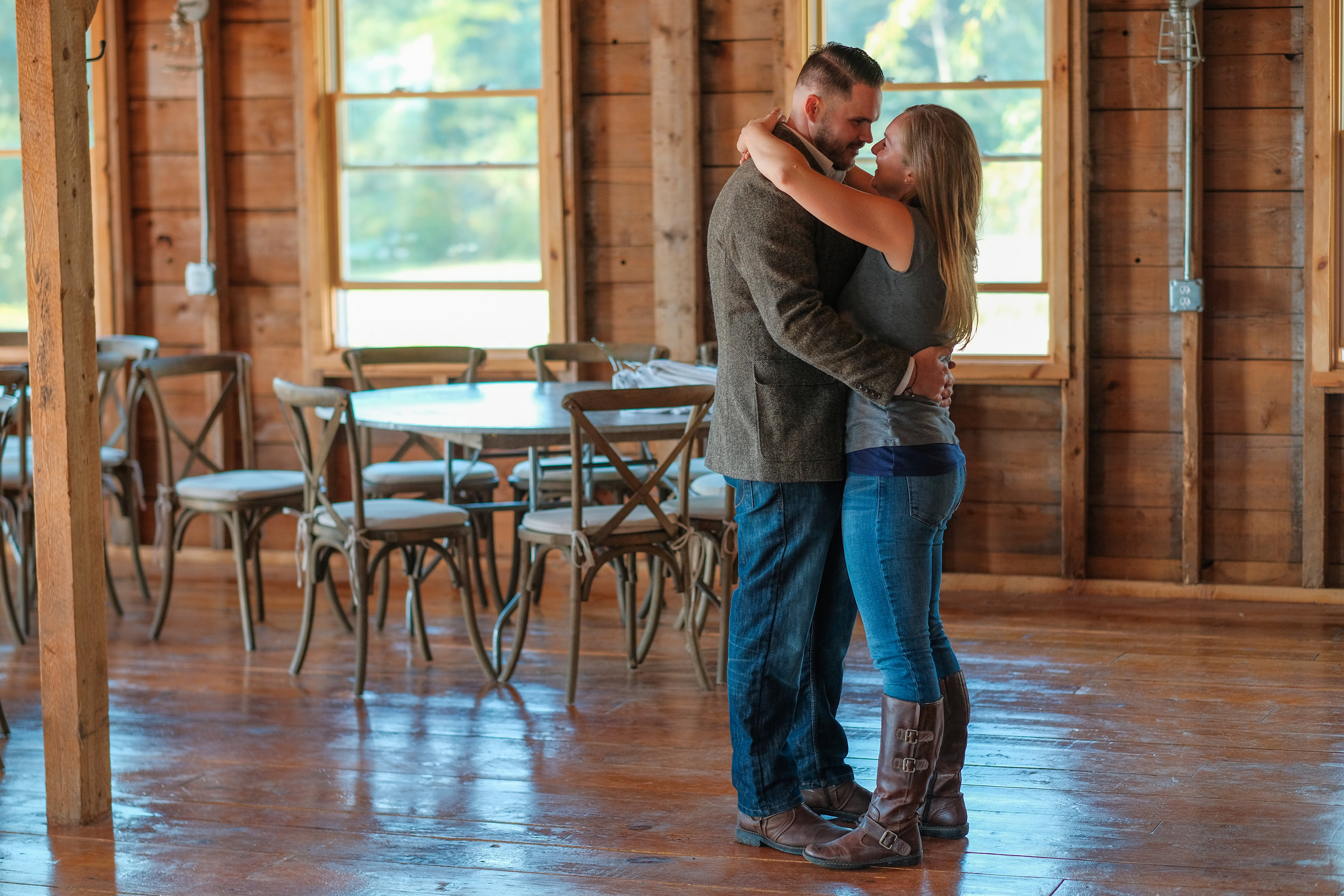 Barn-at-Bradstreet-Farm-engagement-photos-11.jpg