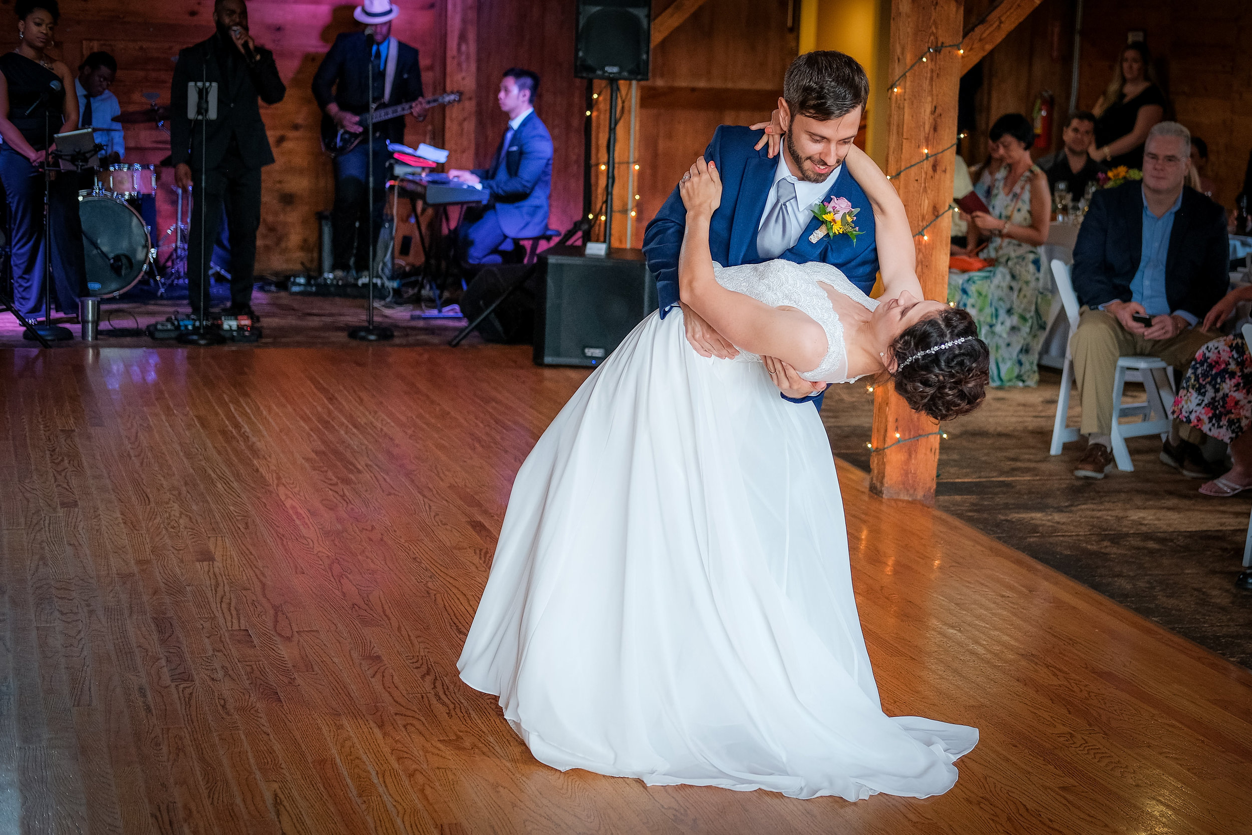 Peabody-Smith-Barn-Wedding-Photography-30.jpg