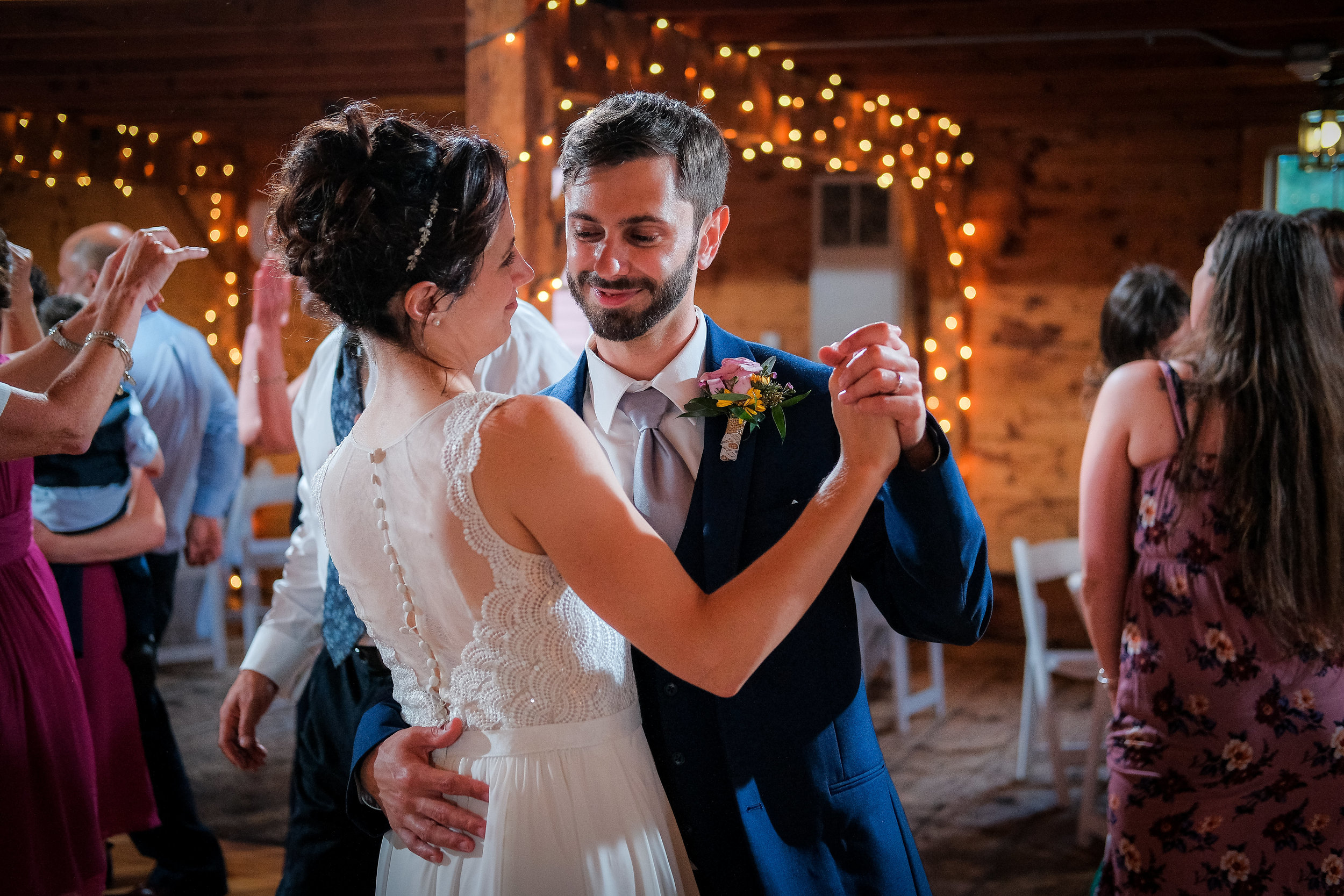 Peabody-Smith-Barn-Wedding-Photography-71.jpg