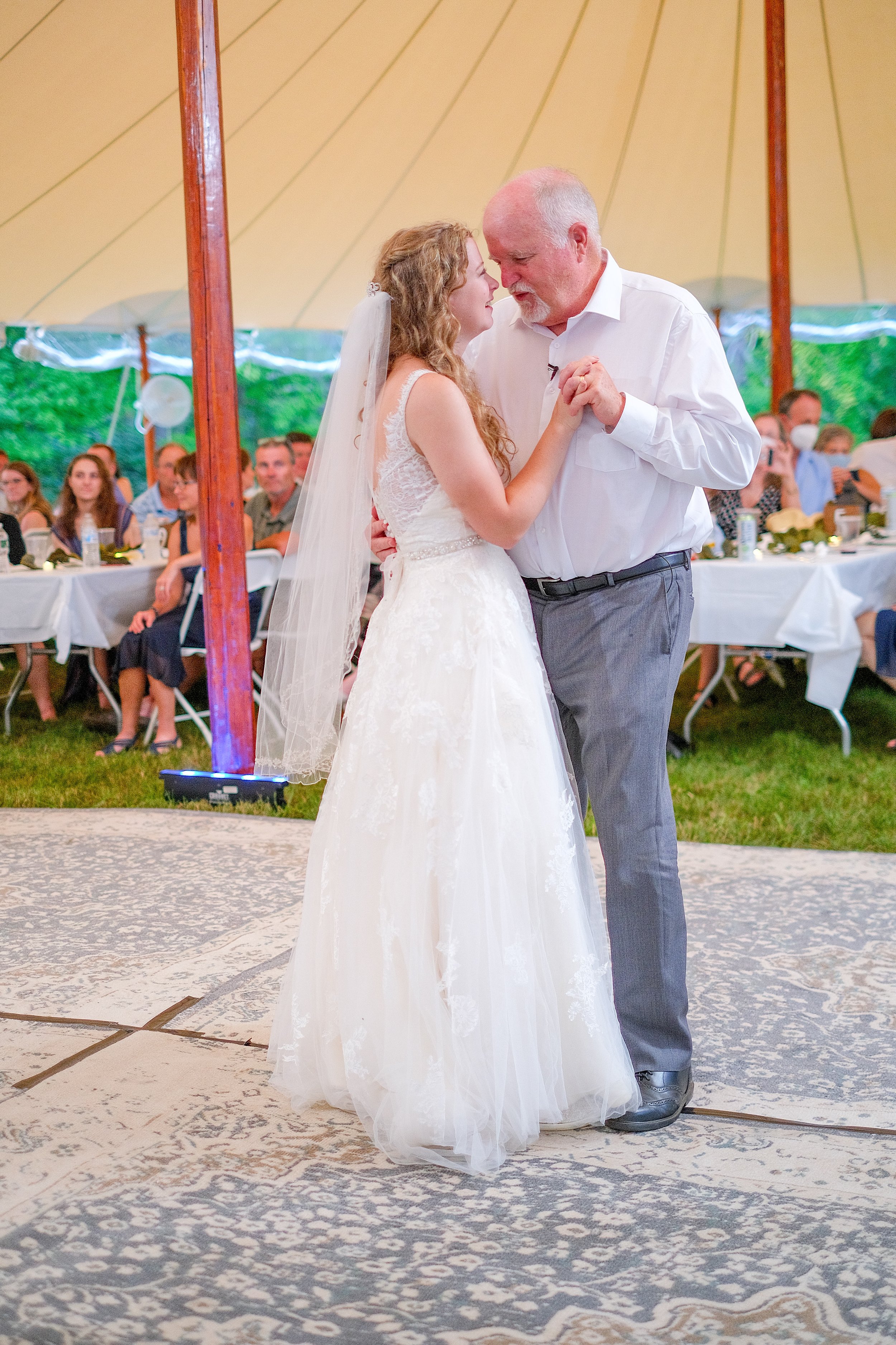 rustic-barn-wedding-photography-2061.jpg