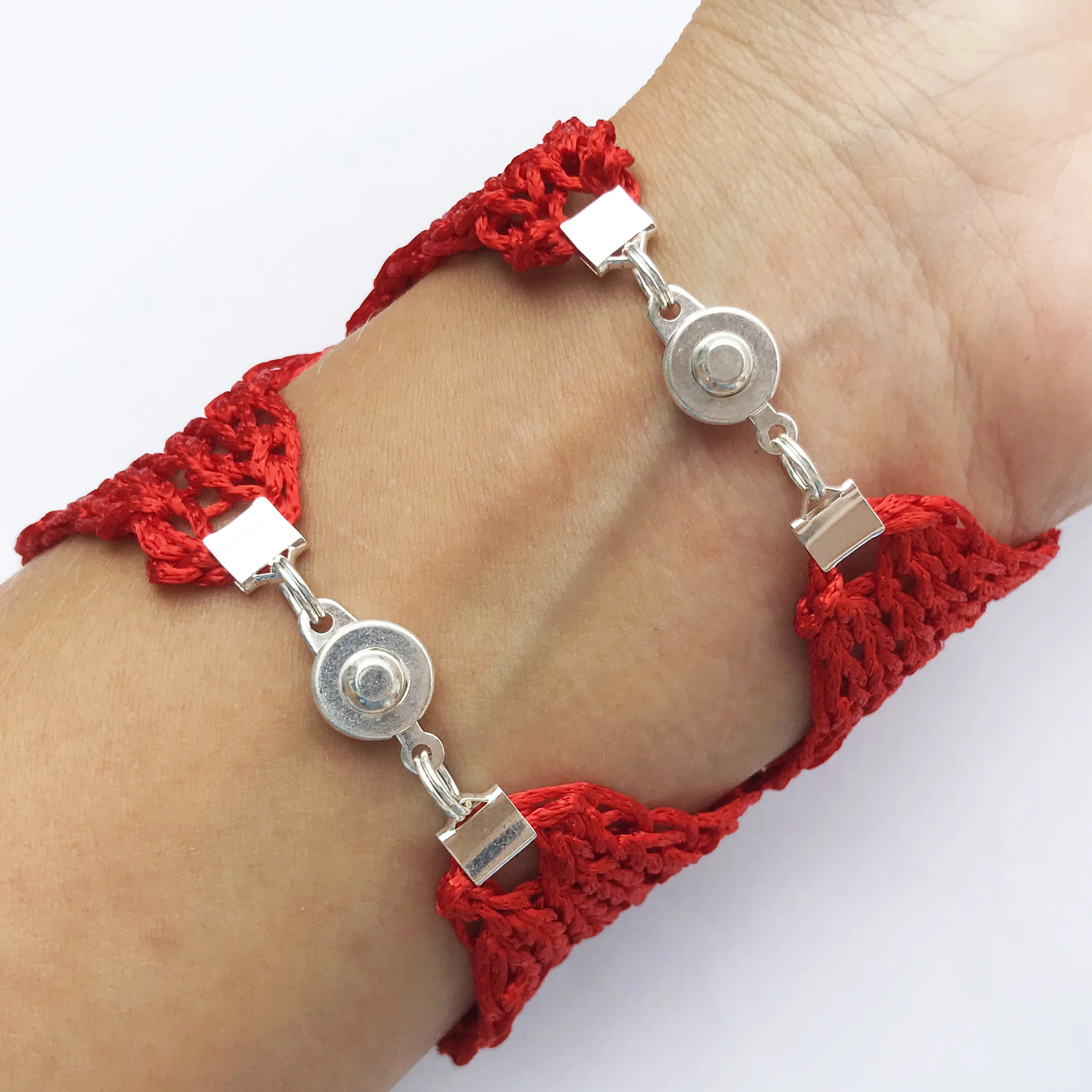Double Cuff Chunky RedSilver back1.jpg
