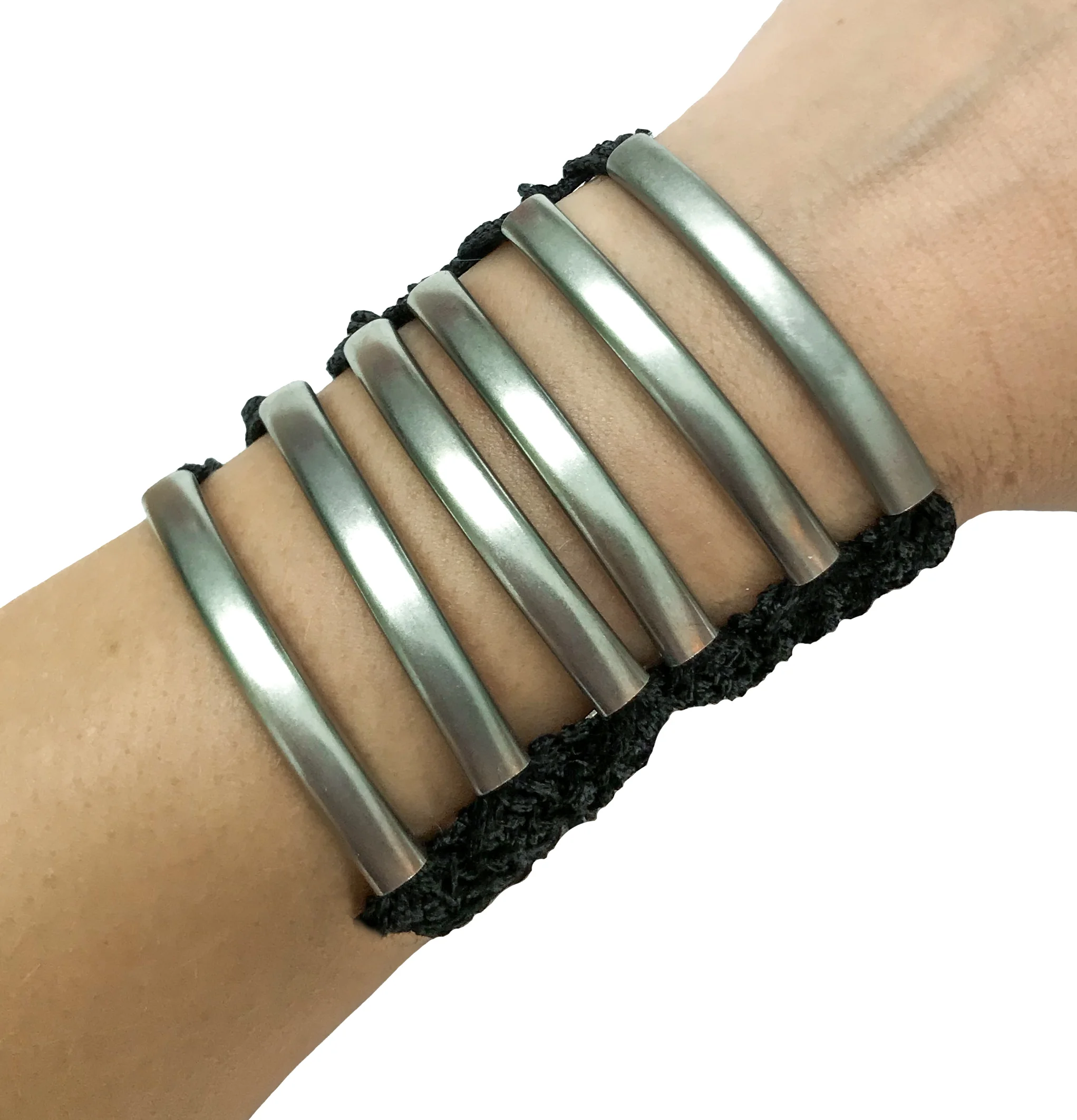 Chunky Double Cuff BlackSilver .jpg