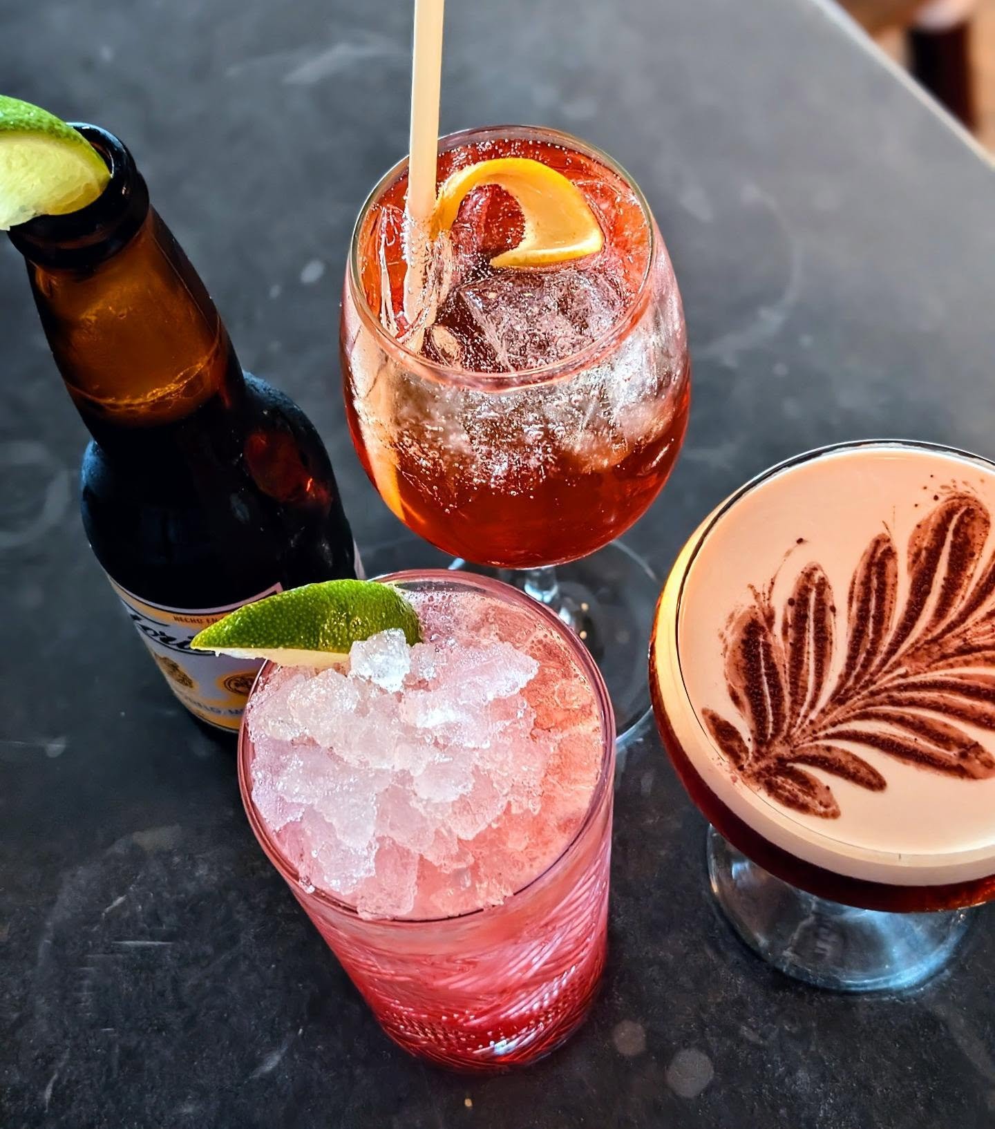 Happy Monday y'all! Summer may be winding down, but we're still holding on to the vibes and the drinks as long as we can. Come on down, have a drink, have a snack, hang out and enjoy a beautiful evening with us. Kitchen til' 9pm. Bar til' midnight!