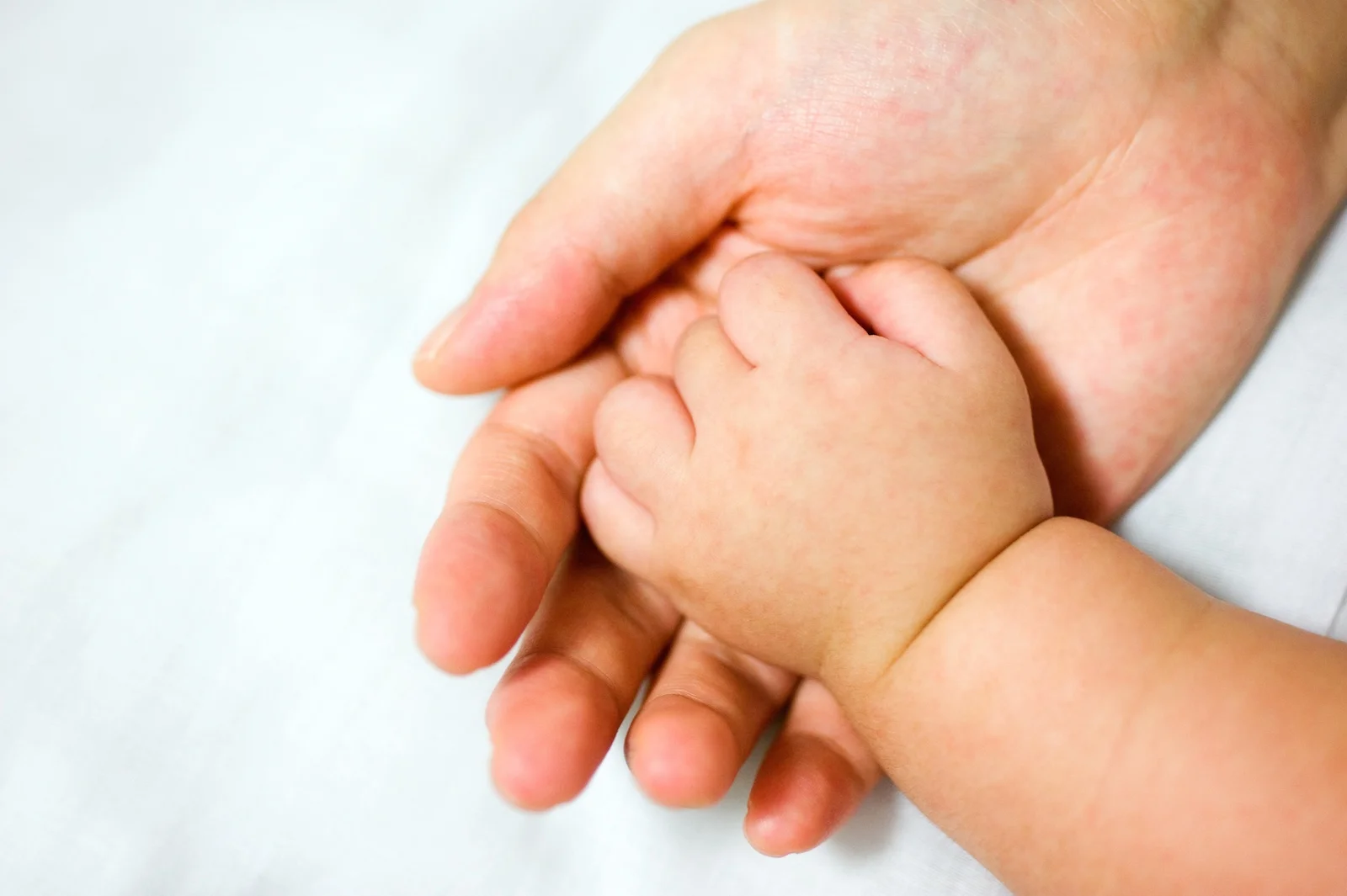 baby hand 01.jpg
