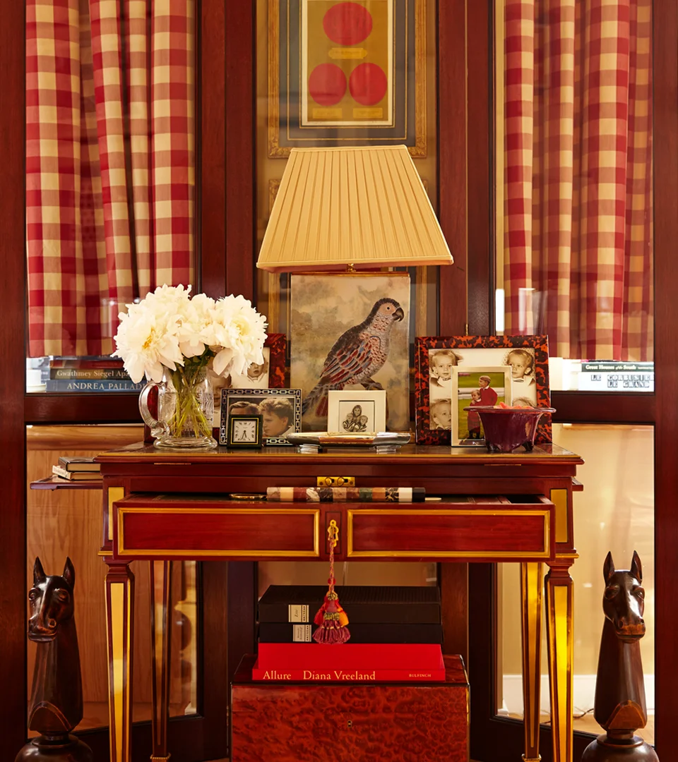 Center_Table&Screen2.jpg