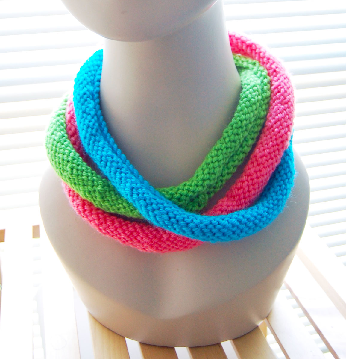Free Pattern Knit Cowl Necklace Lindsay Obermeyer Art