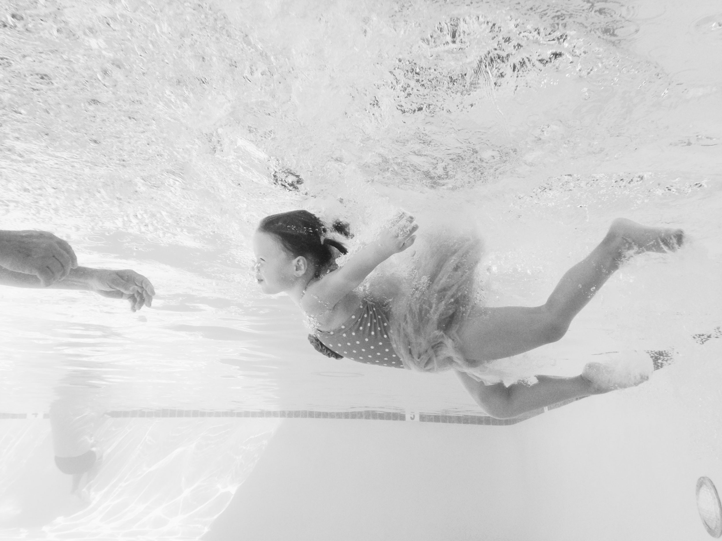 1380.Shewanders.underwater.ashlyn-1097-Edit.jpg