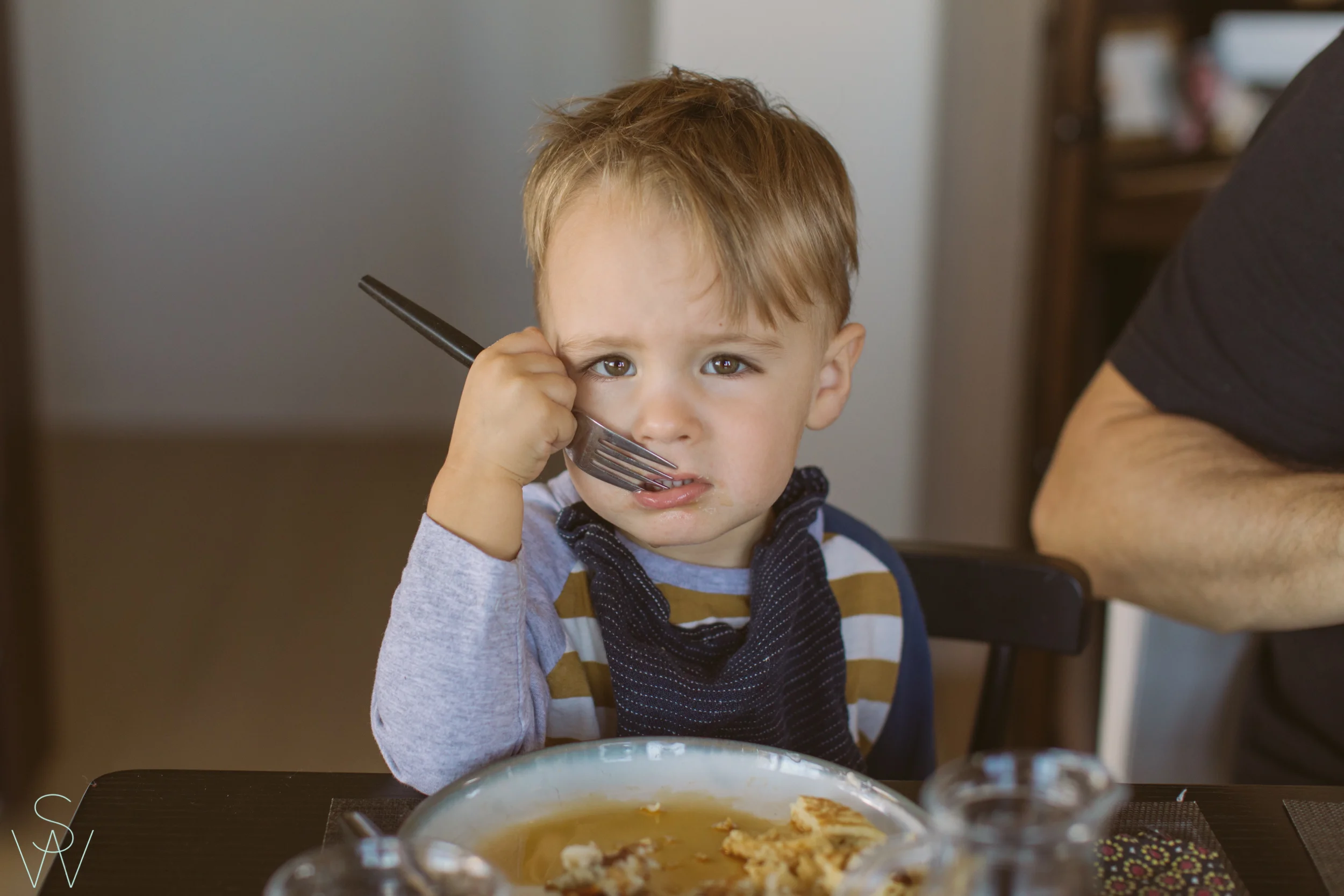 1033shewanders.point.loma.family.portraits.jpg