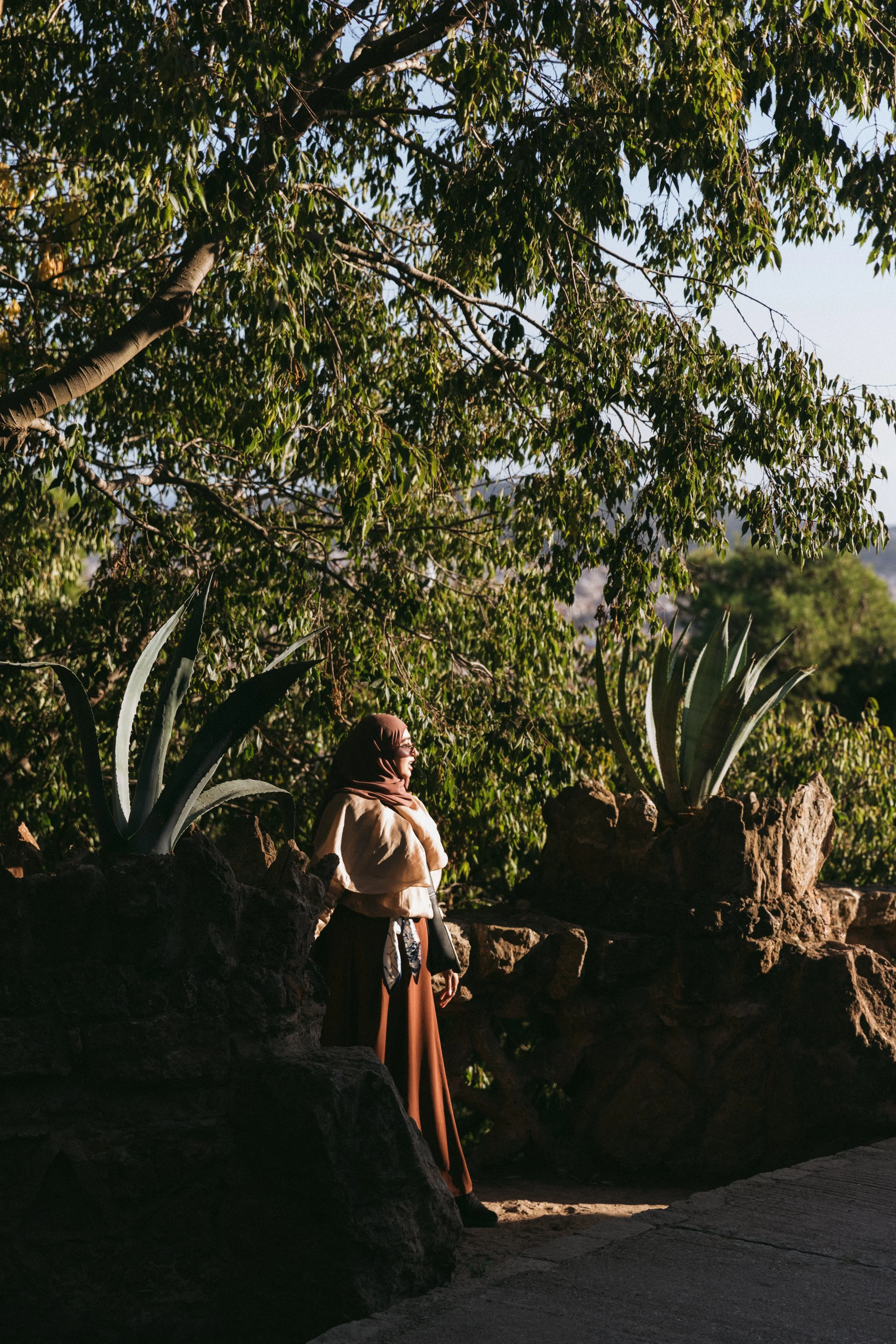 1143.color.finding.shewanders.suzanne.ofeldtbarcelona.spain.JPG