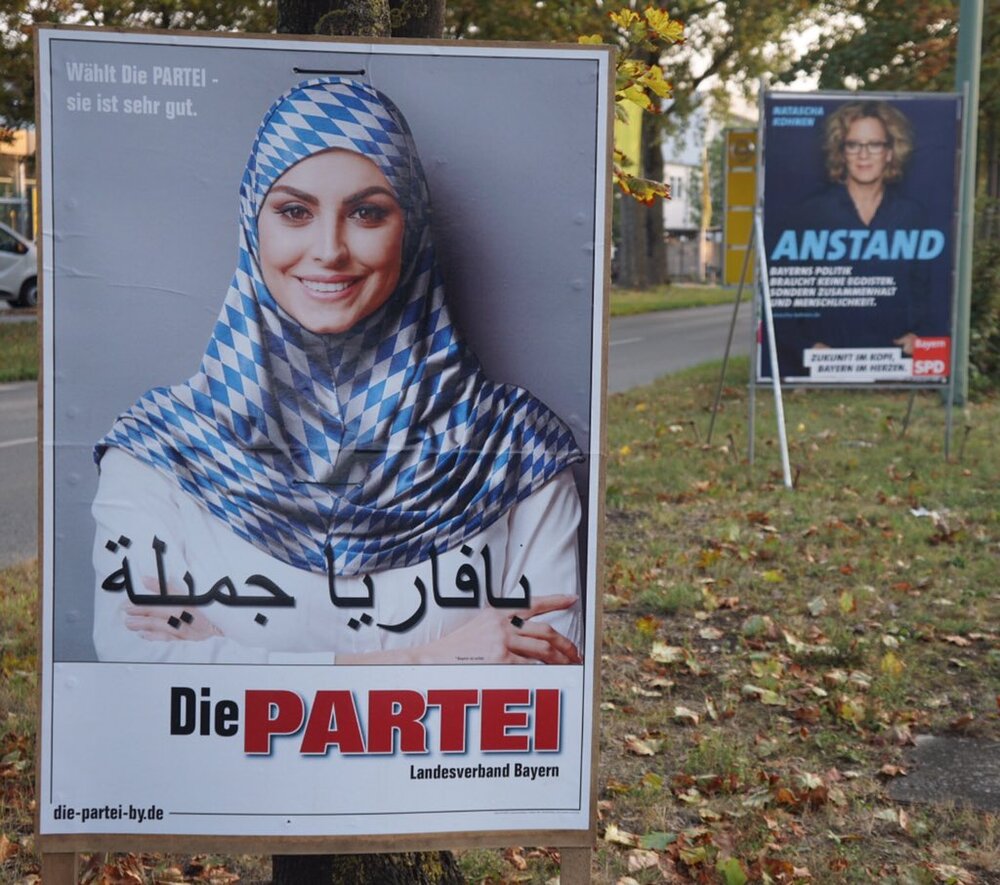 Germanys Political Posters — 40 German