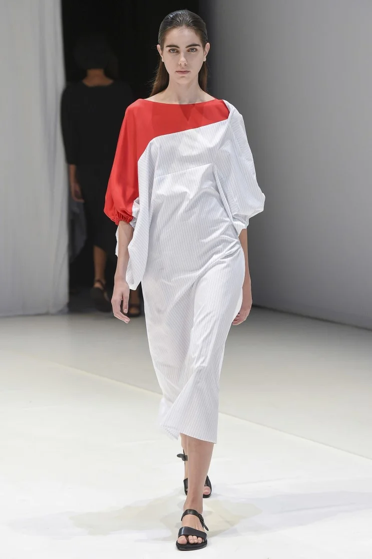 chalayan-ss18-london_(25).jpg