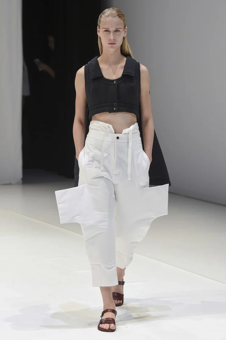 chalayan-ss18-london_(31).jpg