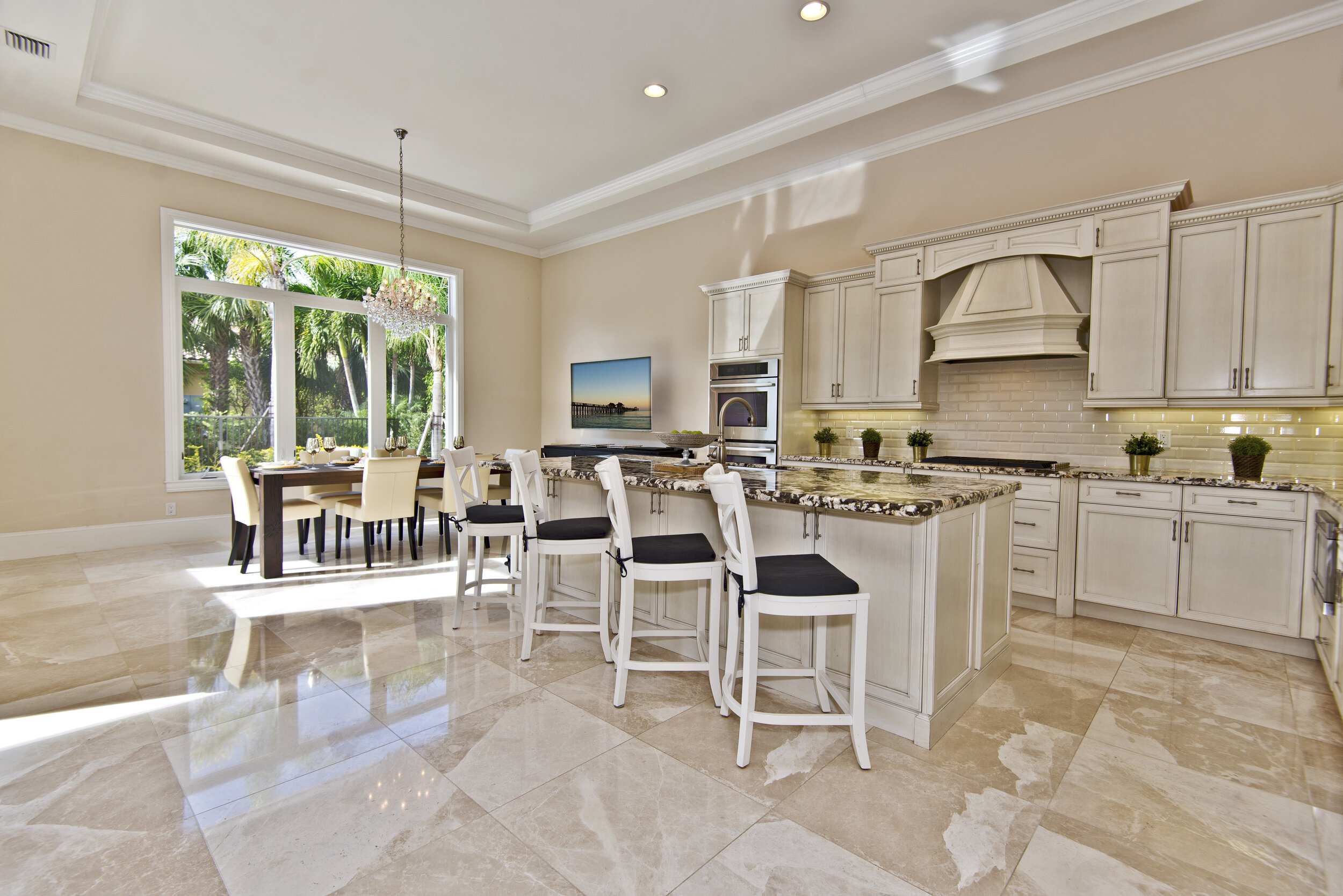 9-Kitchen I.jpg